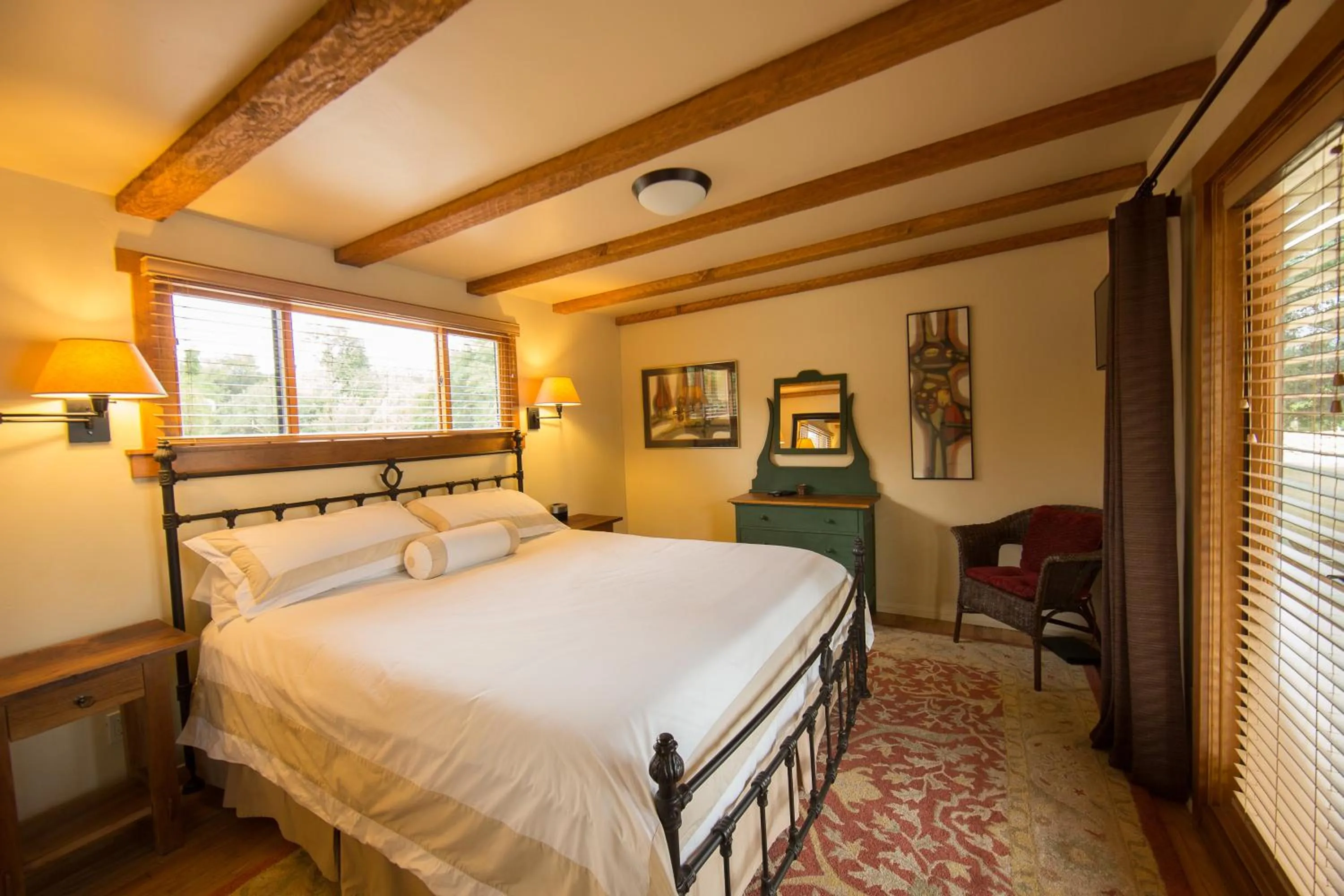 Bed in Blue Iguana Inn