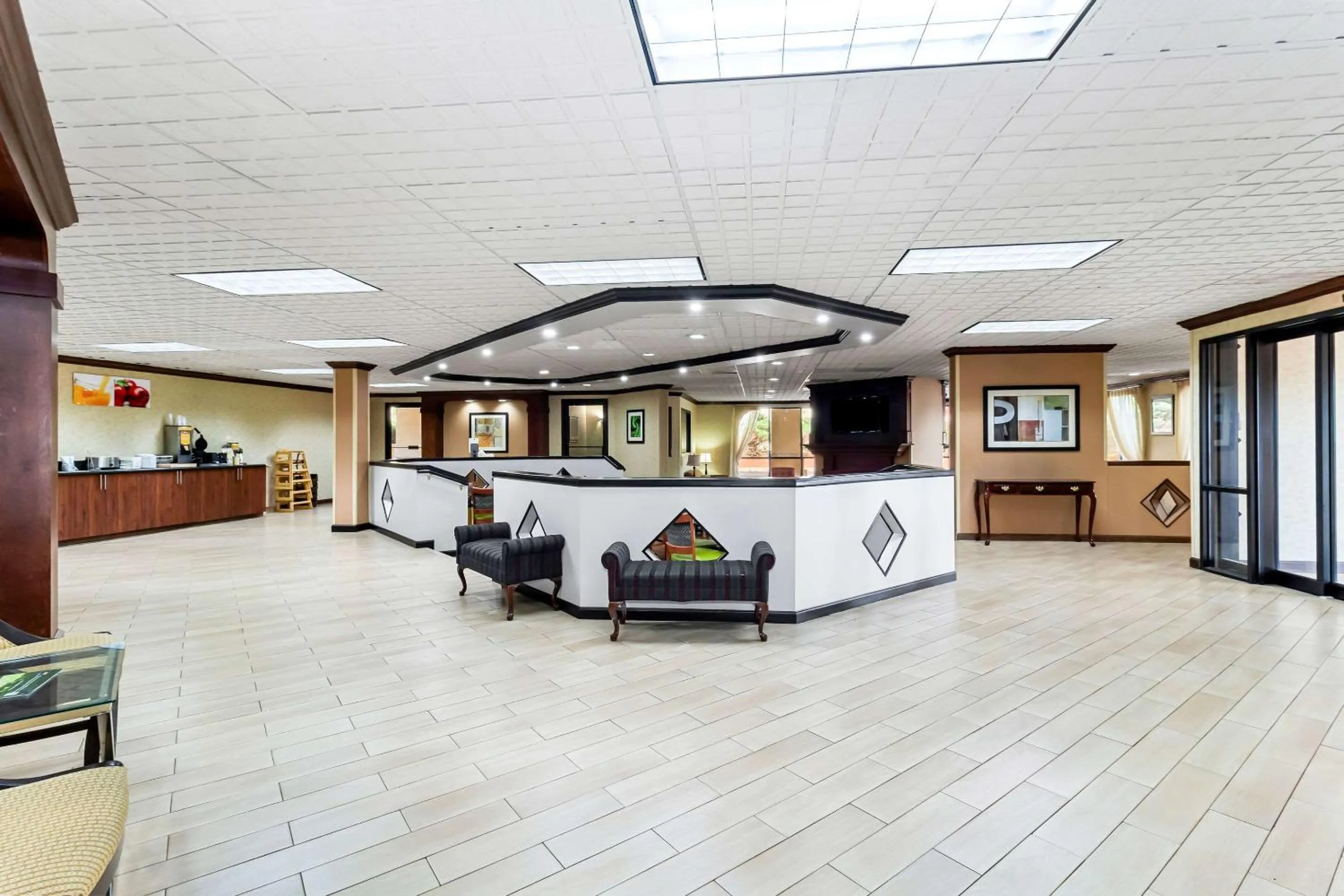 Lobby or reception in Quality Inn & Suites Florence Civic Center