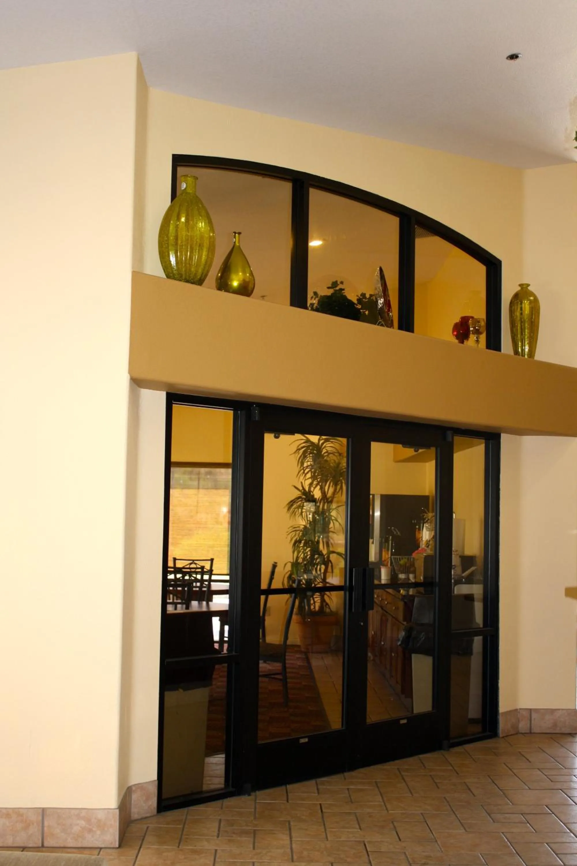 Facade/entrance in Days Inn by Wyndham Globe