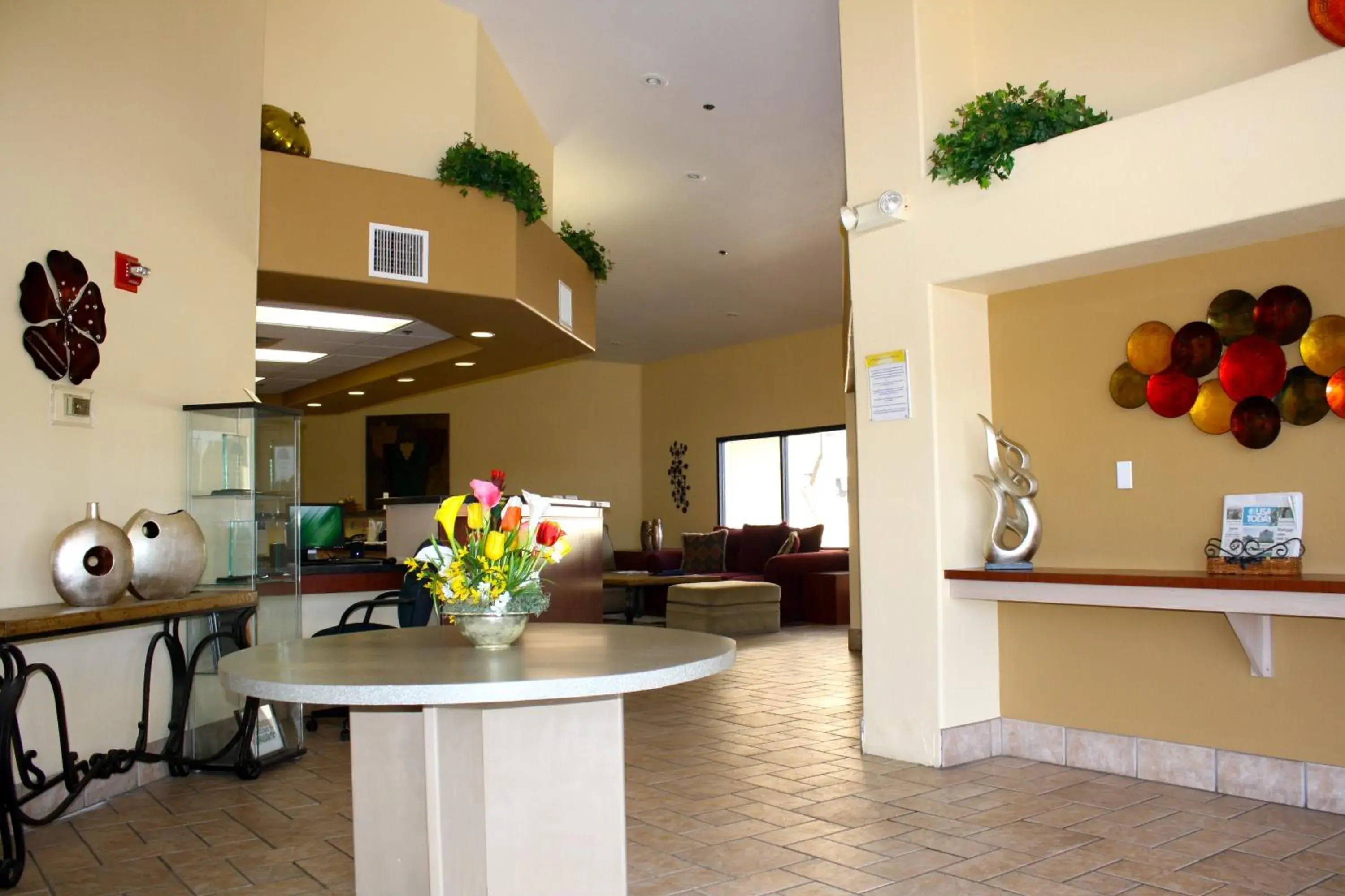 Lobby or reception in Days Inn by Wyndham Globe Lobby or reception in Days Inn by Wyndham Globe