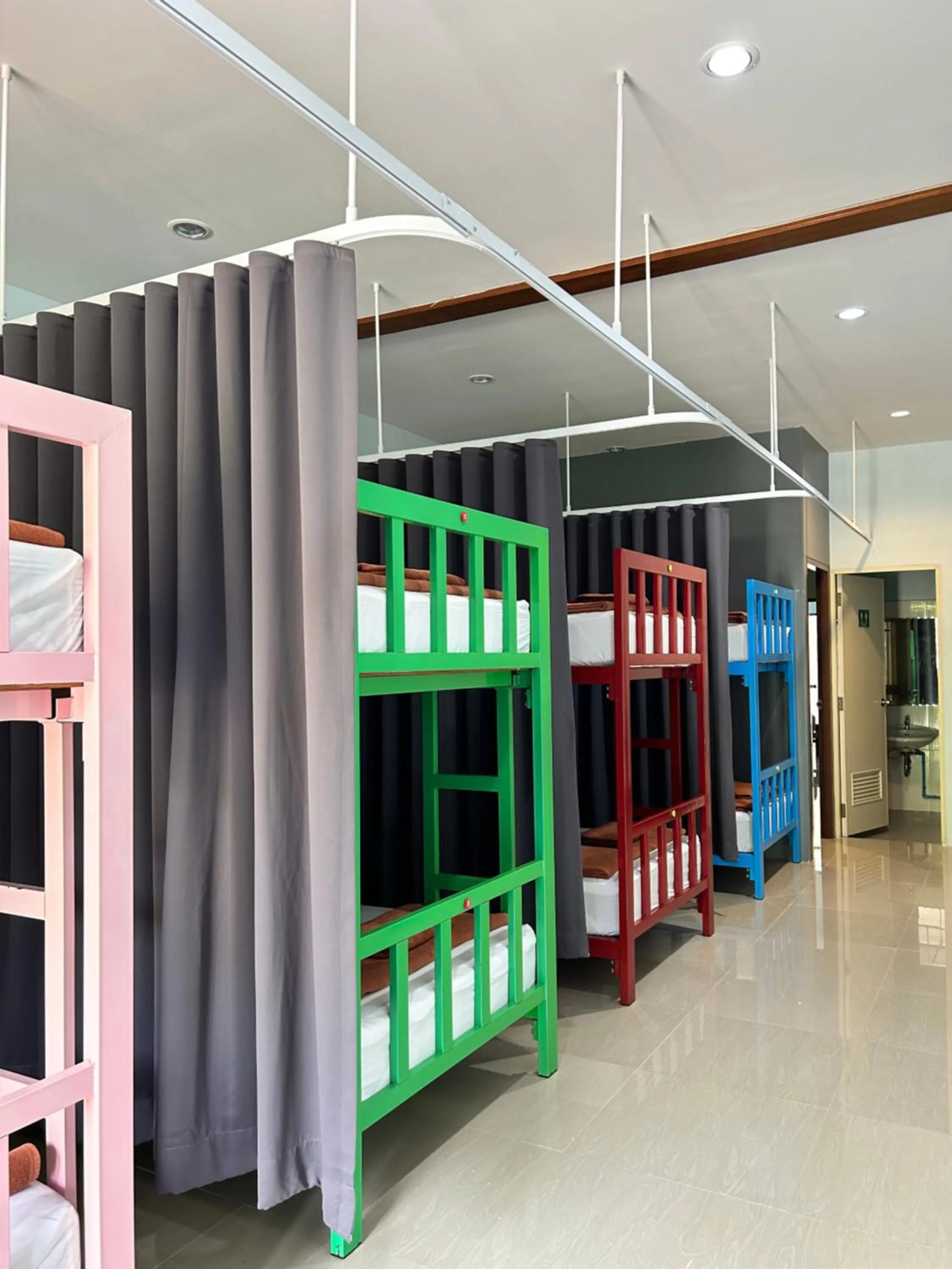 Khaosok Secret Hostel