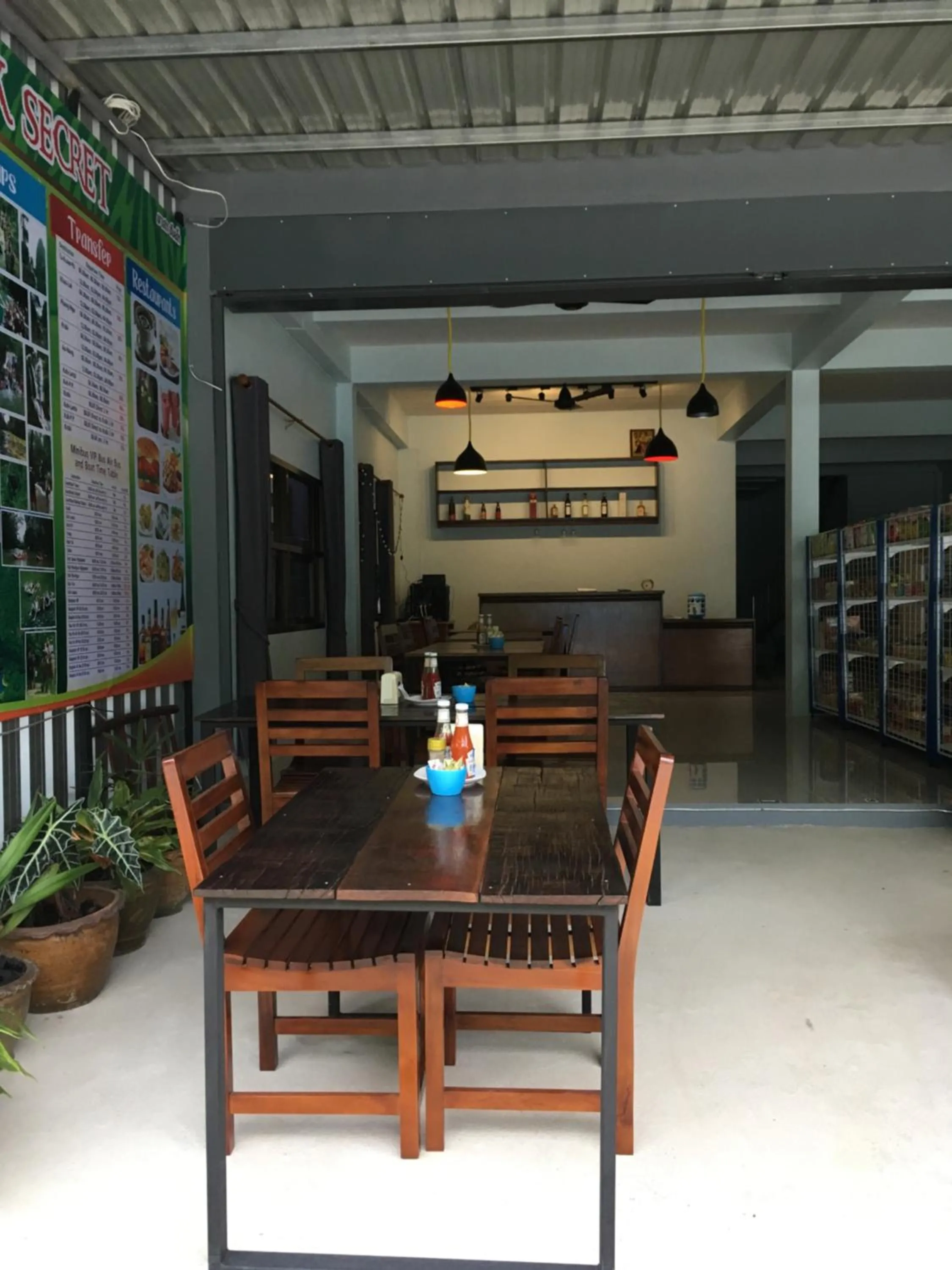 Khaosok Secret Hostel