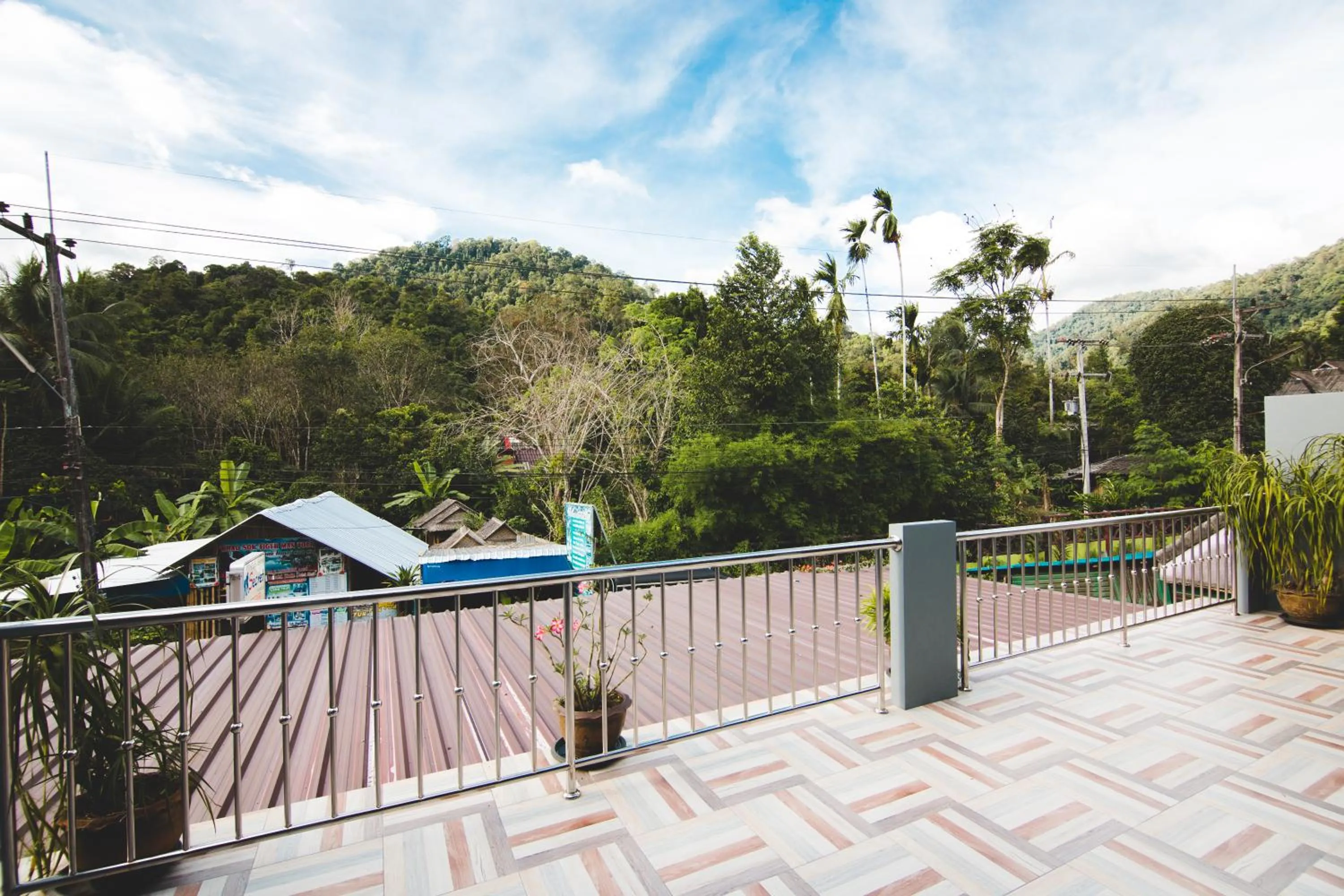 On site in Khaosok Secret Hostel