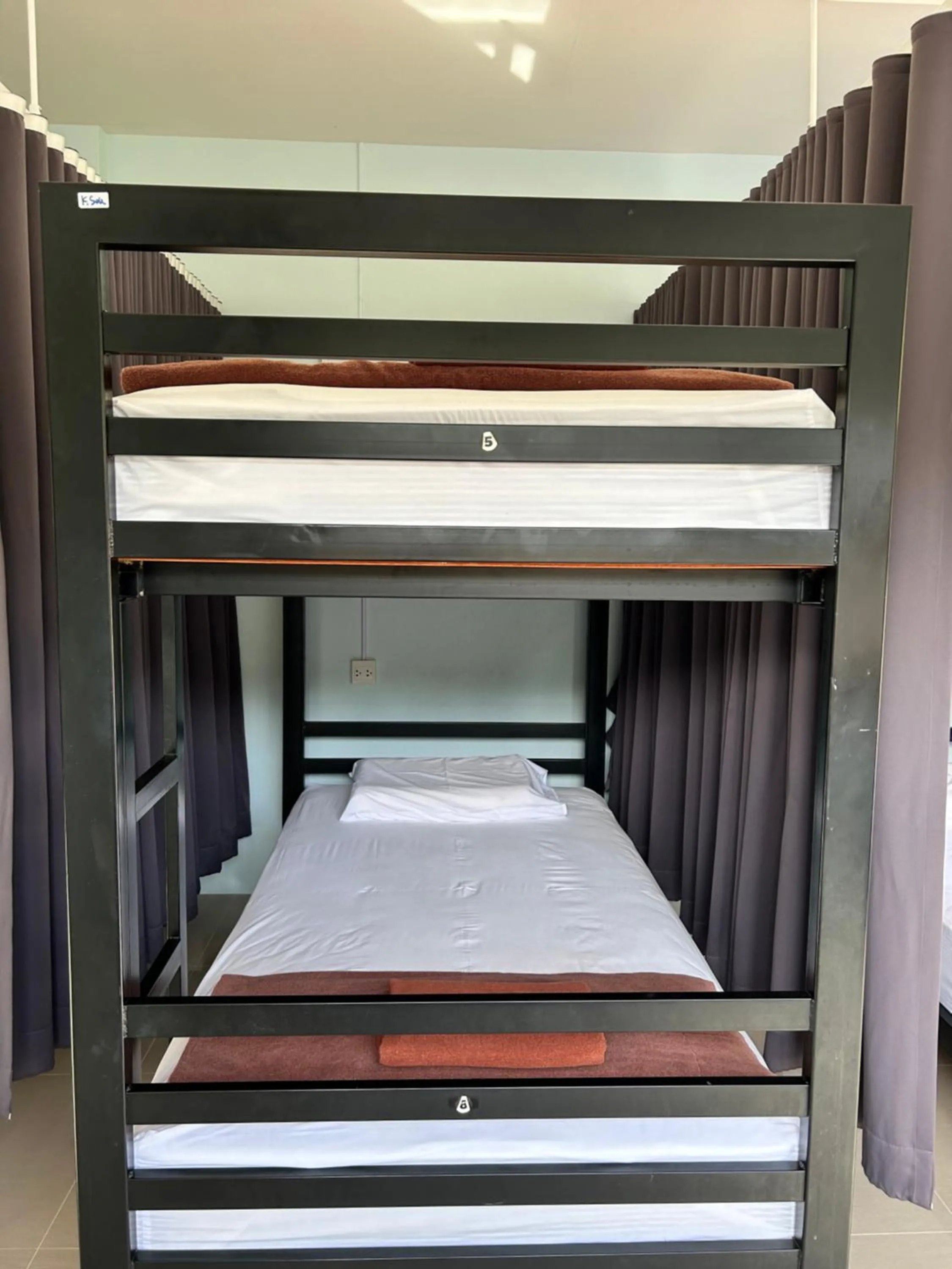 Bed in Khaosok Secret Hostel