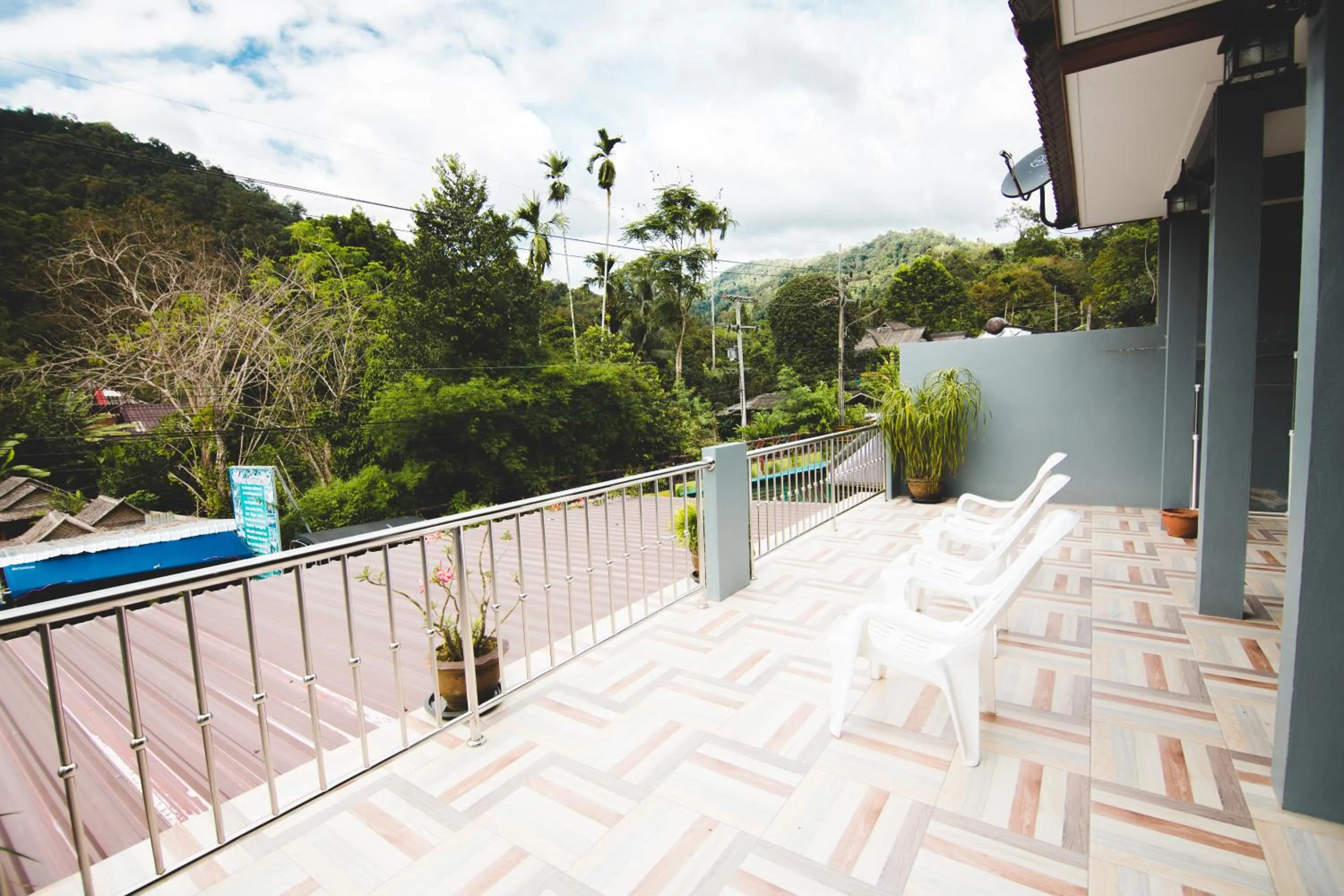 Landmark view in Khaosok Secret Hostel