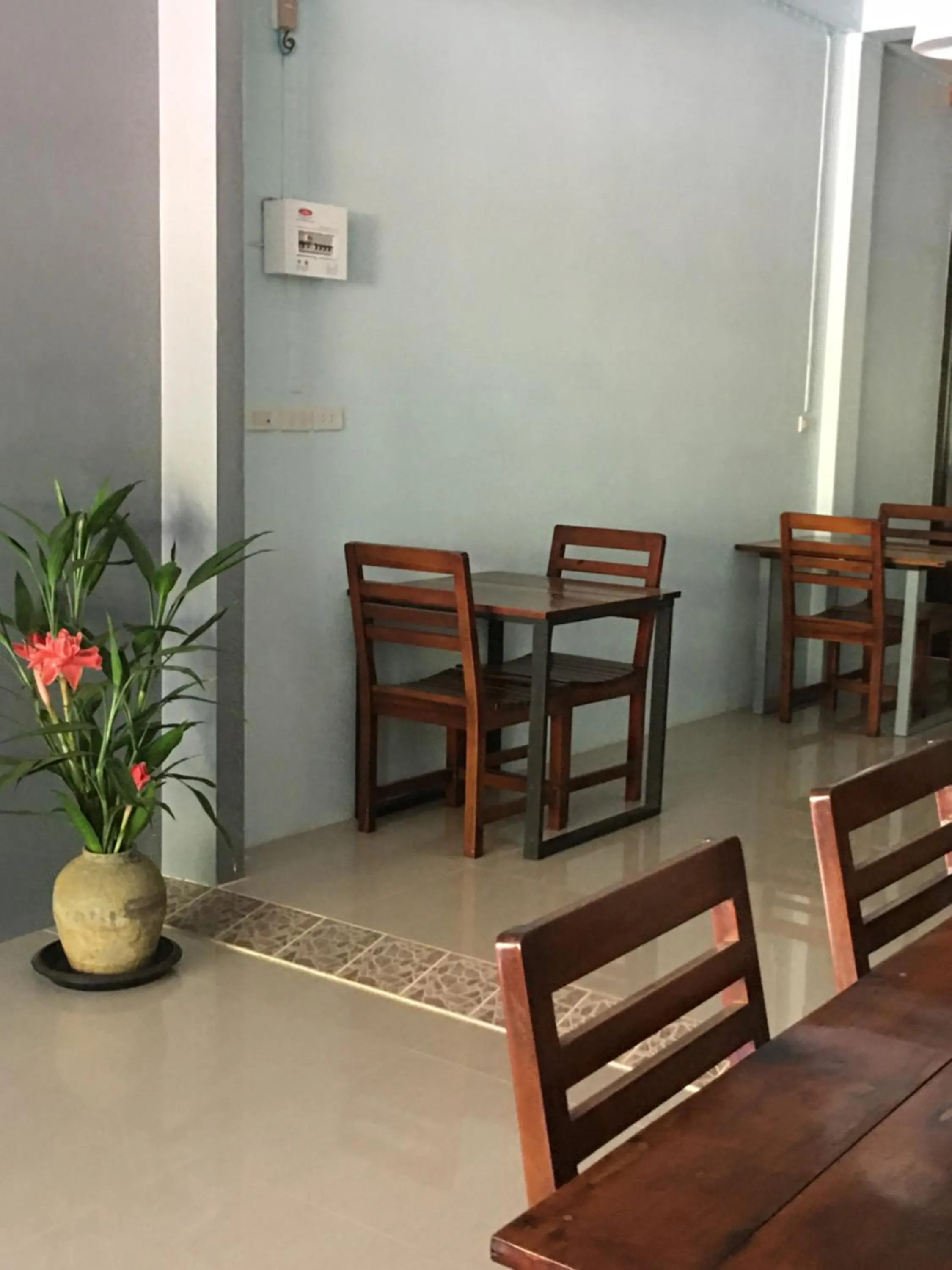 Khaosok Secret Hostel