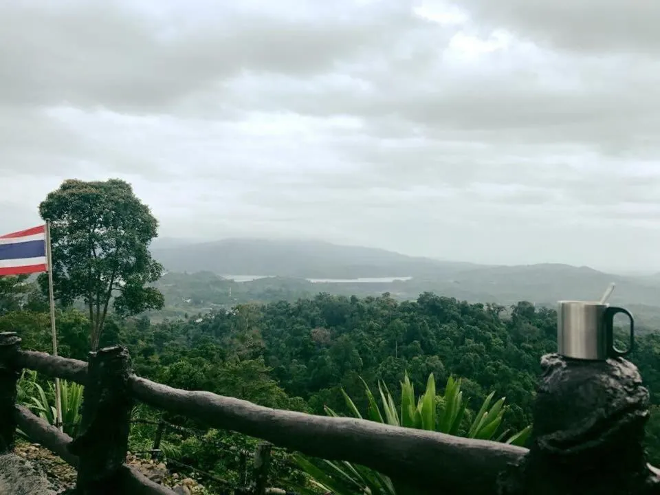 Khaosok Secret Hostel