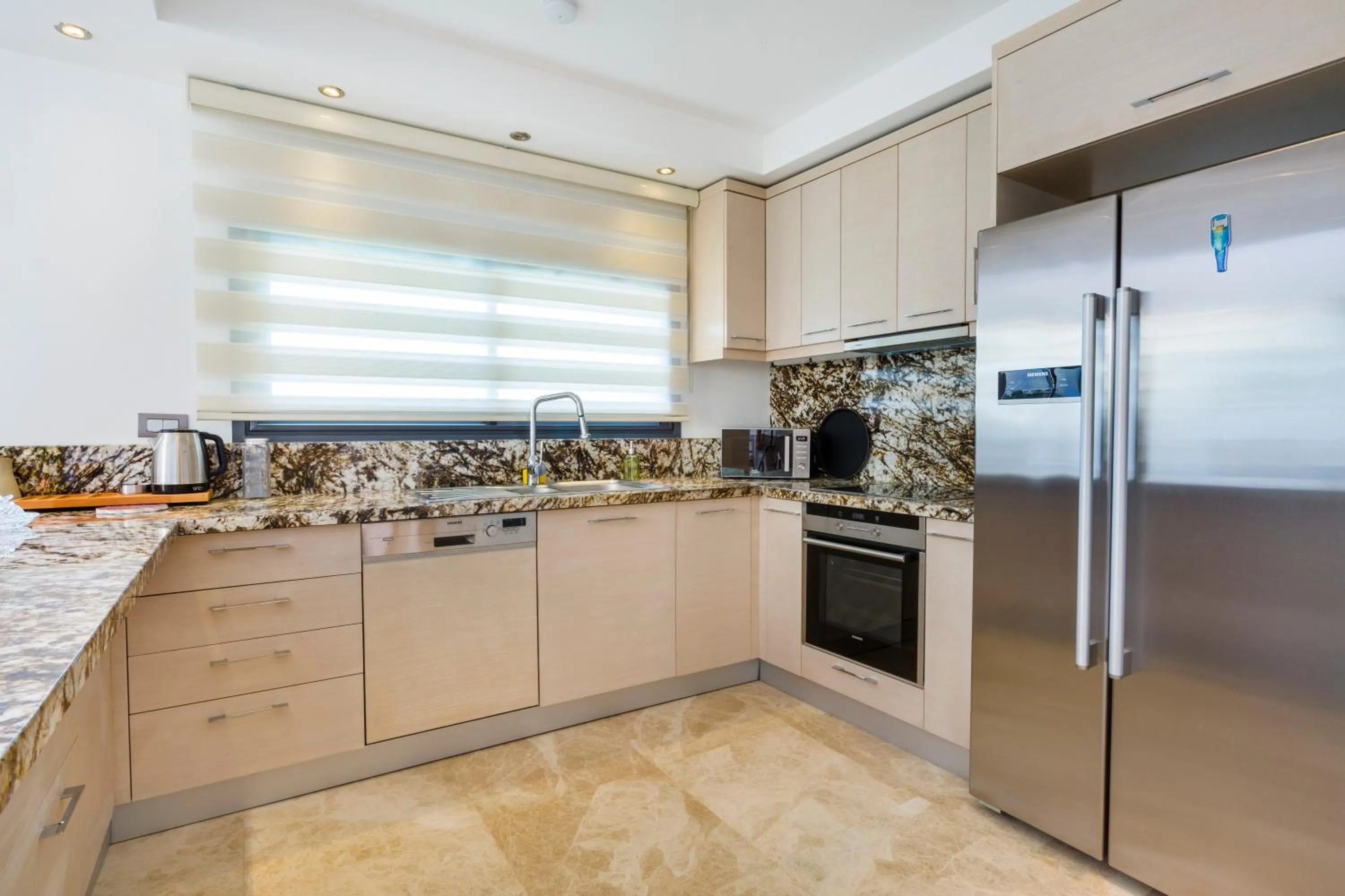 Kitchen or kitchenette in Alya Sierra Villa Hotel