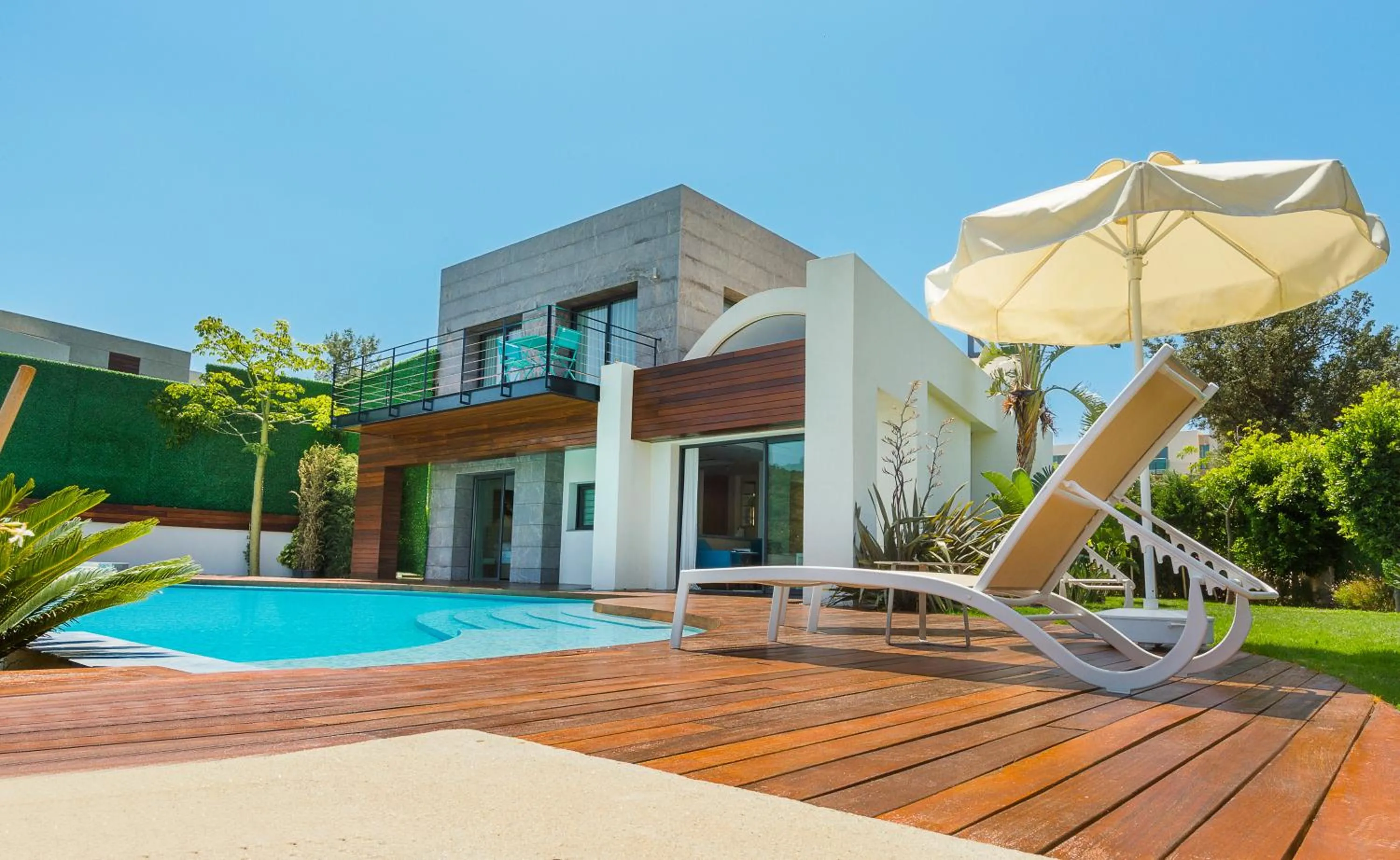 Swimming pool in Alya Sierra Villa Hotel