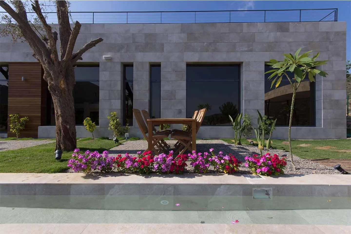 Garden in Alya Sierra Villa Hotel
