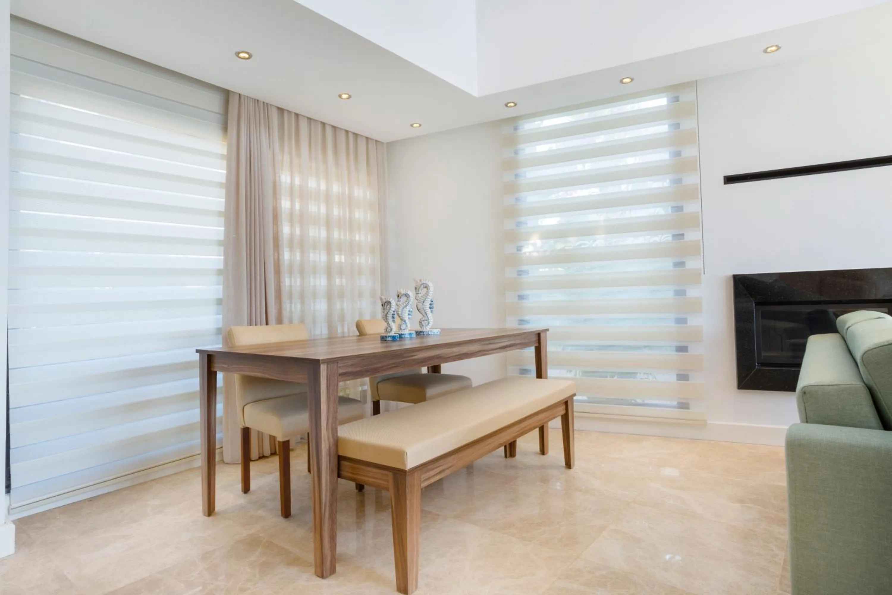Dining area in Alya Sierra Villa Hotel
