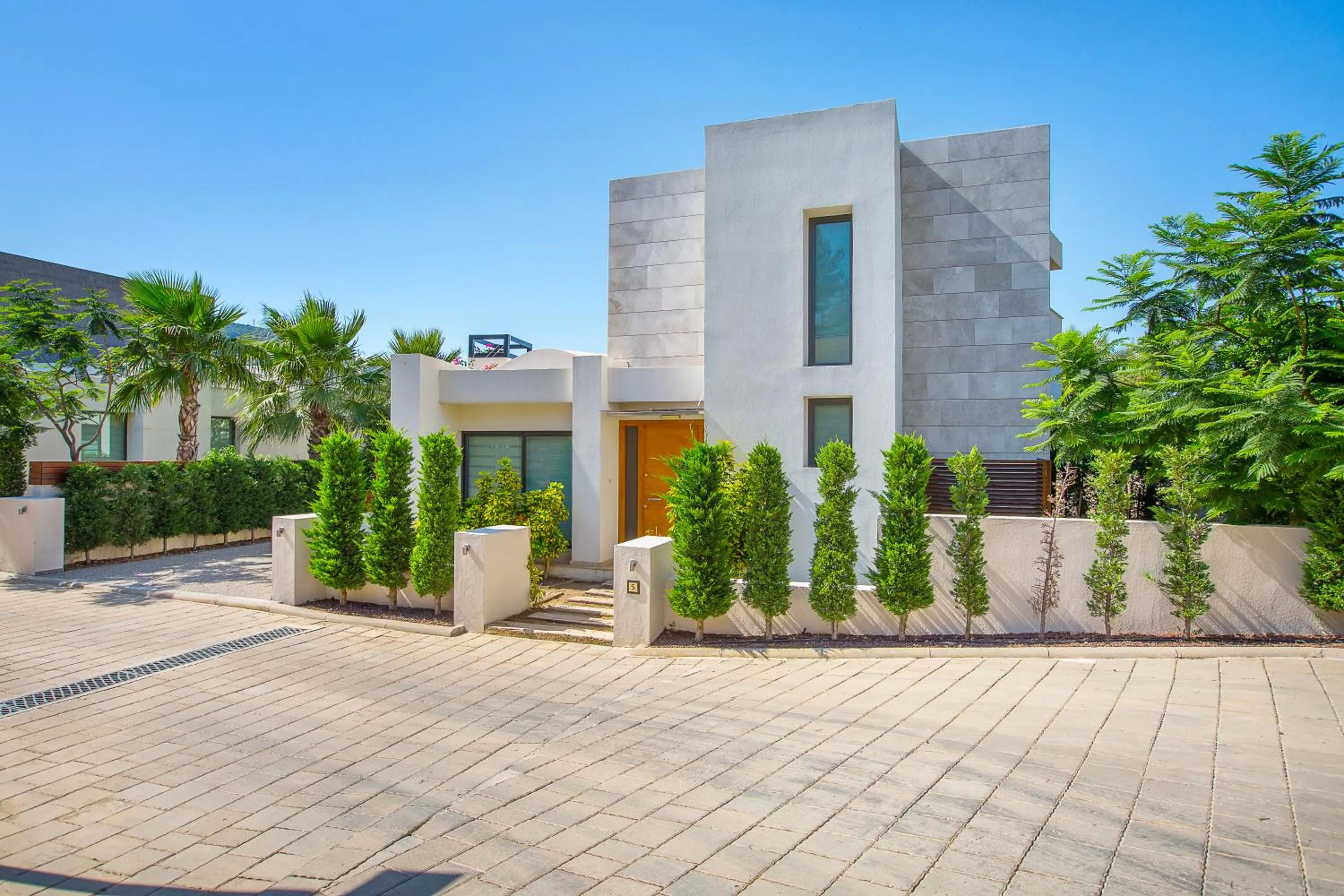 Property building in Alya Sierra Villa Hotel