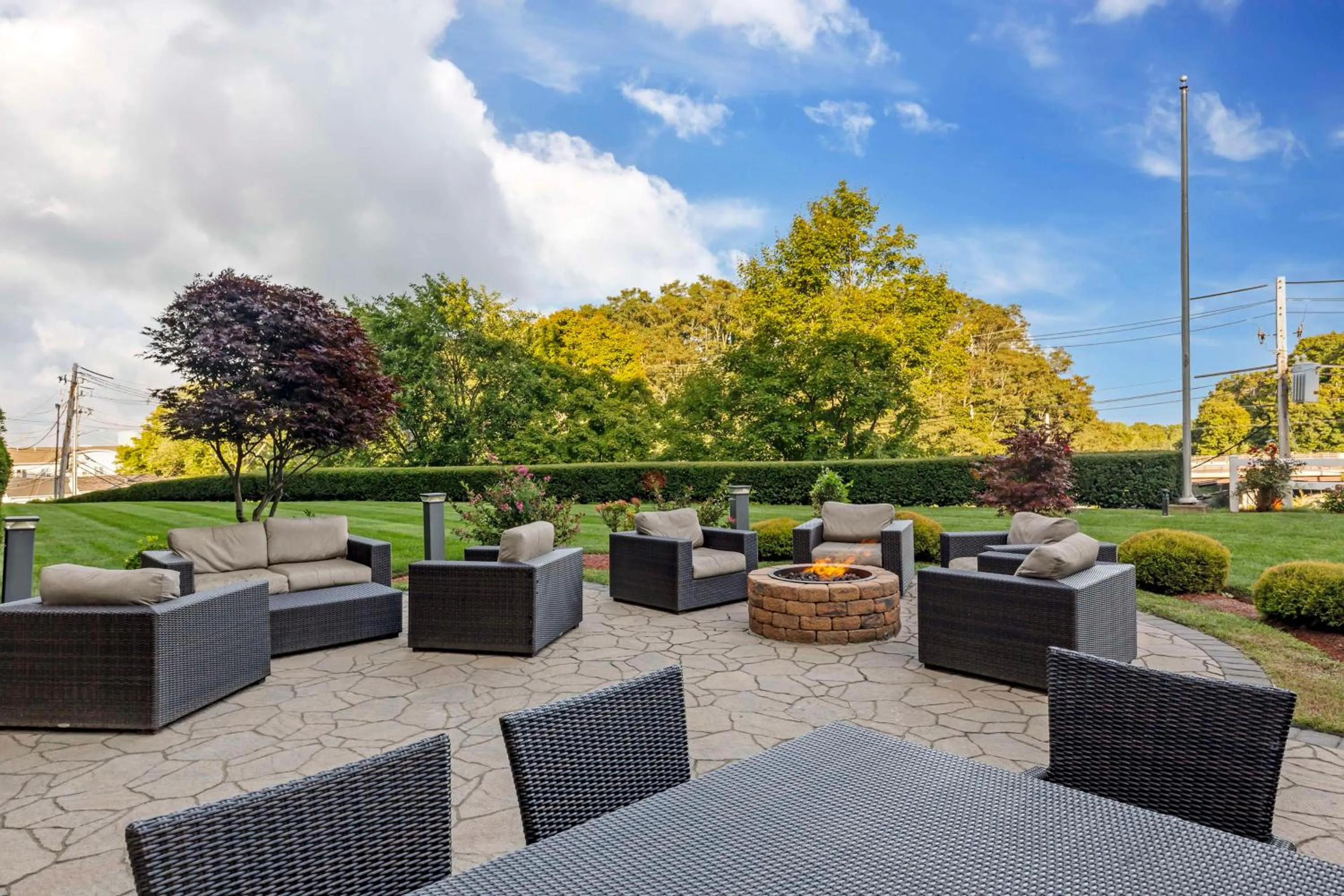 Patio in Best Western Plus North Shore Hotel