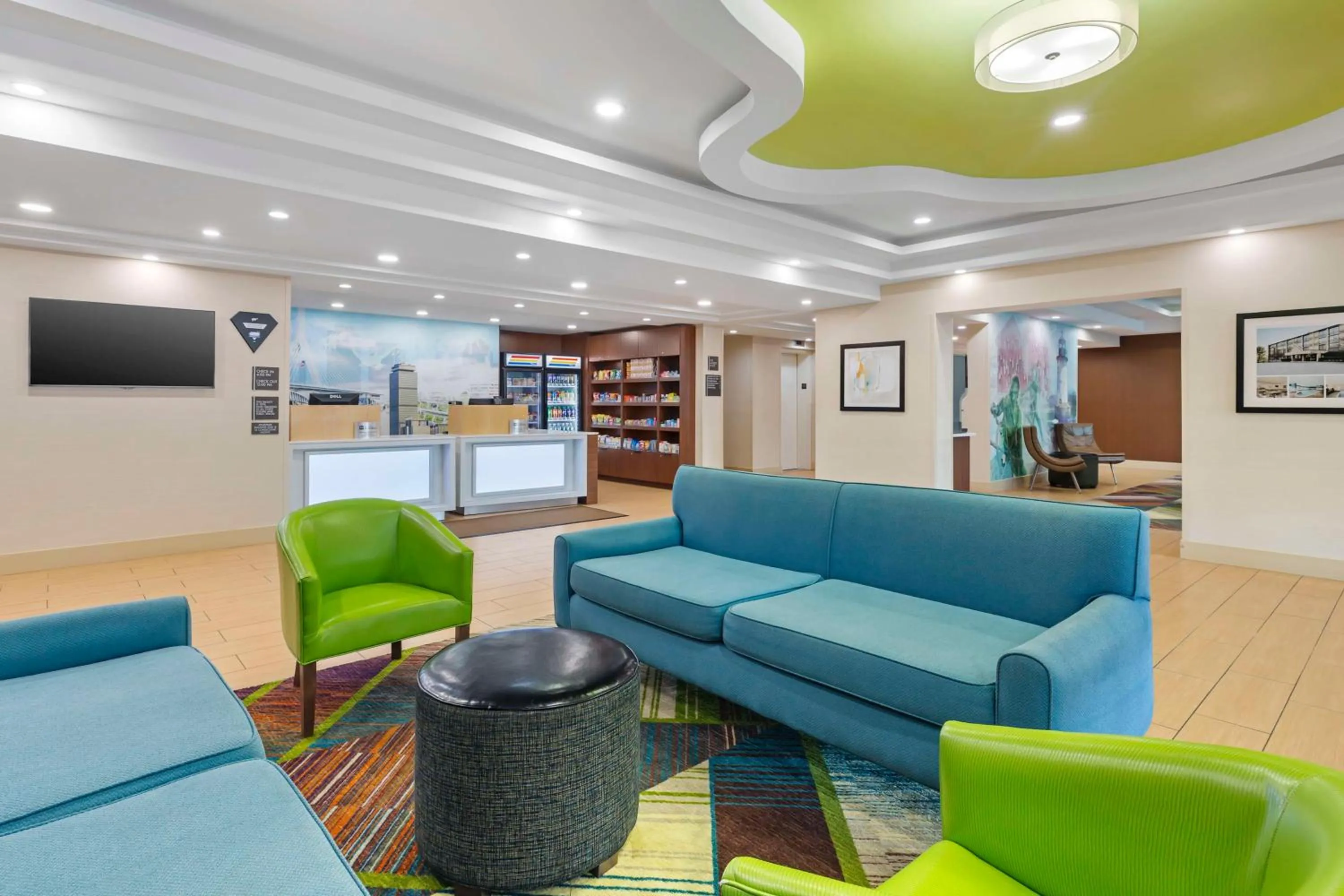 Lobby or reception in Best Western Plus North Shore Hotel