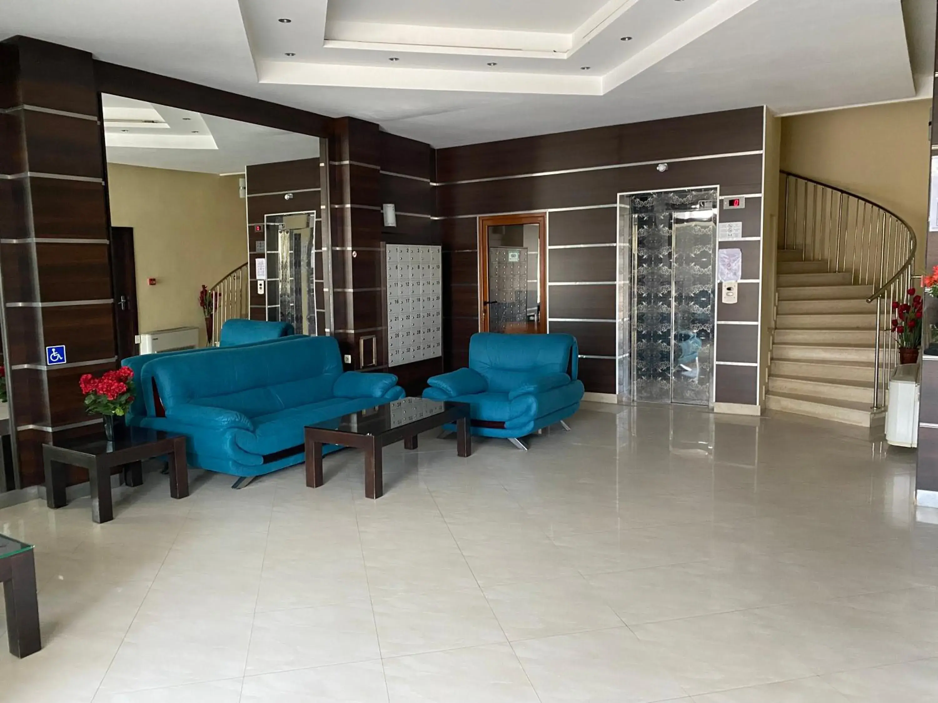 Lobby or reception in Hotel Atol Lobby or reception in Hotel Atol
