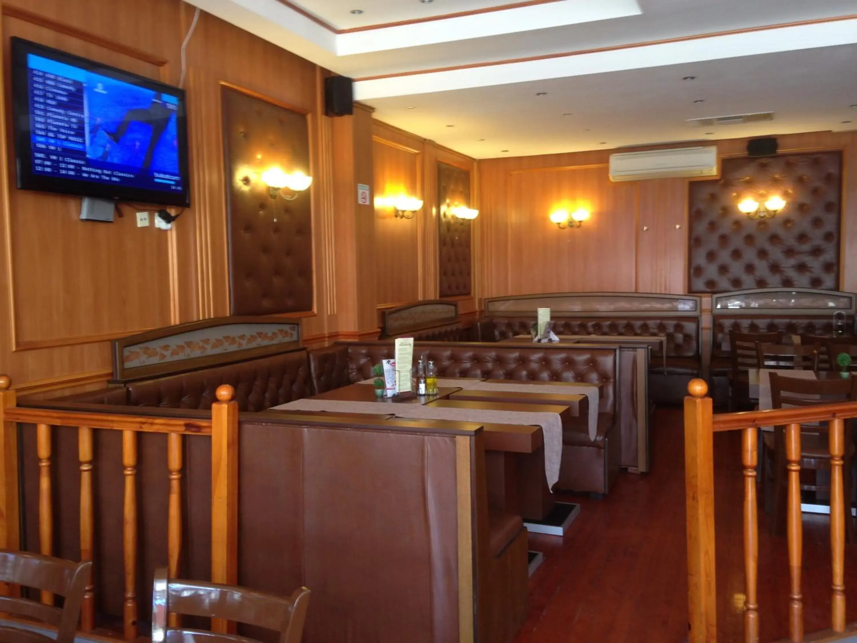 Restaurant/places to eat in Hotel Atol Restaurant/places to eat in Hotel Atol