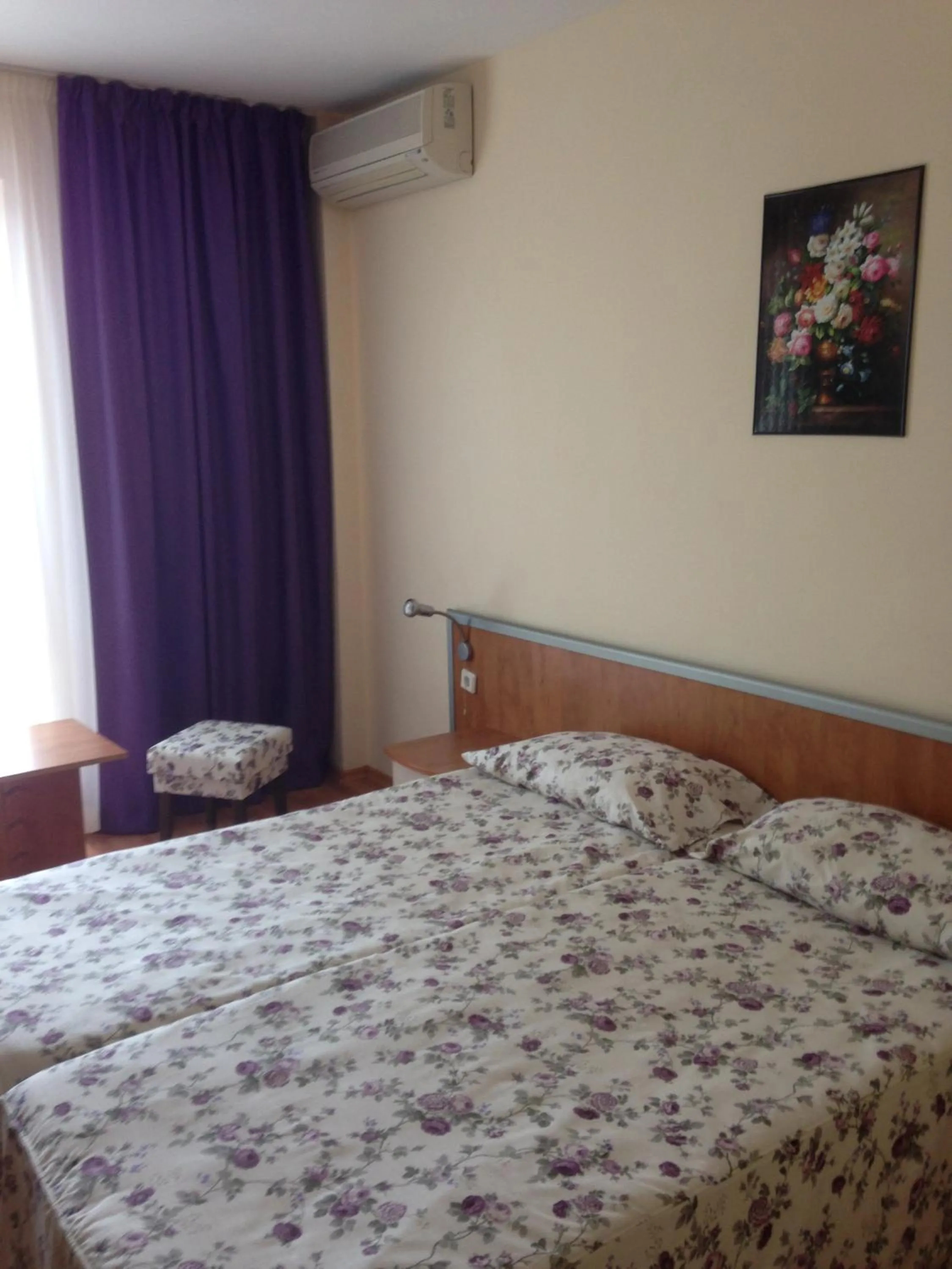 Bedroom in Hotel Atol