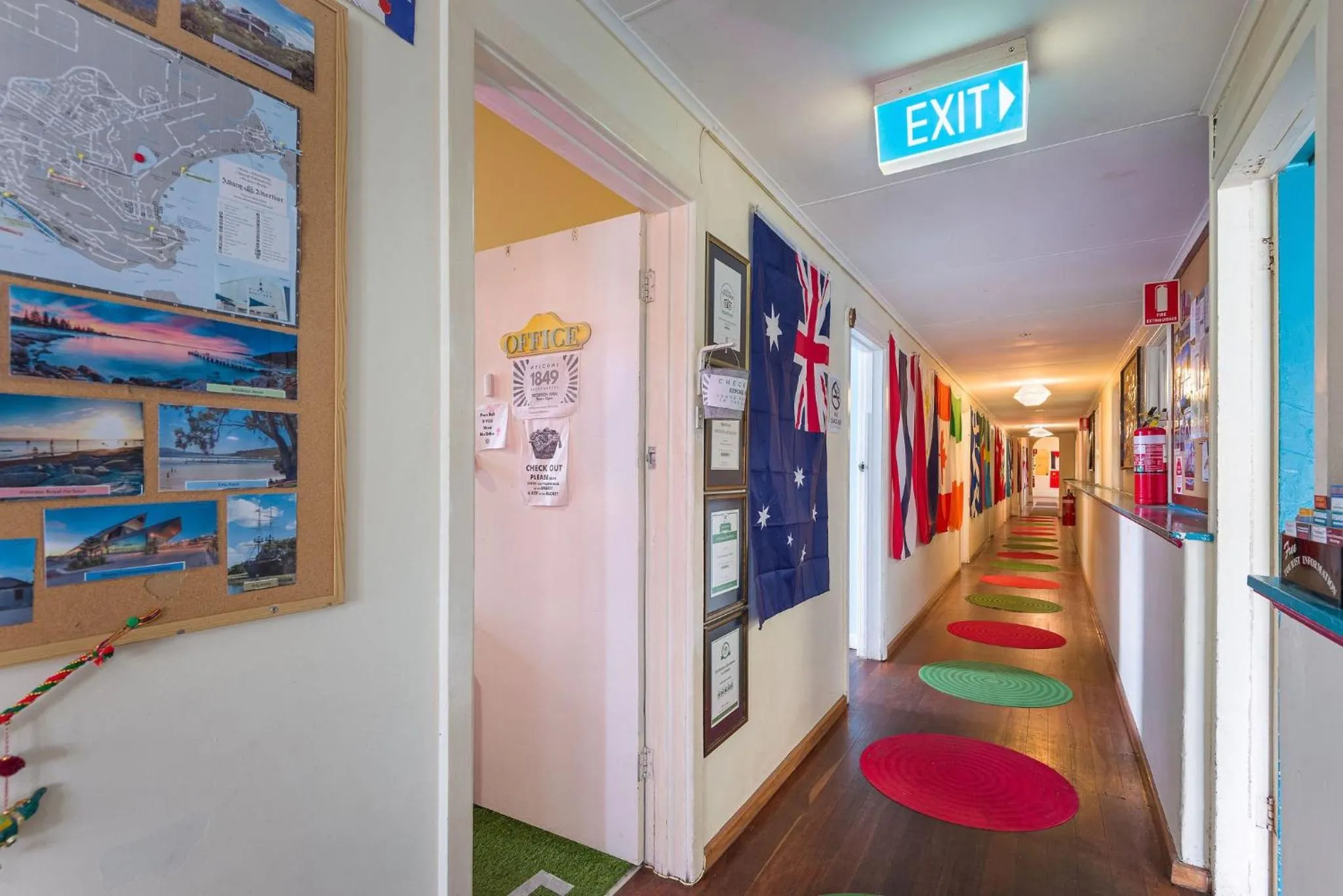 1849 Backpackers Albany