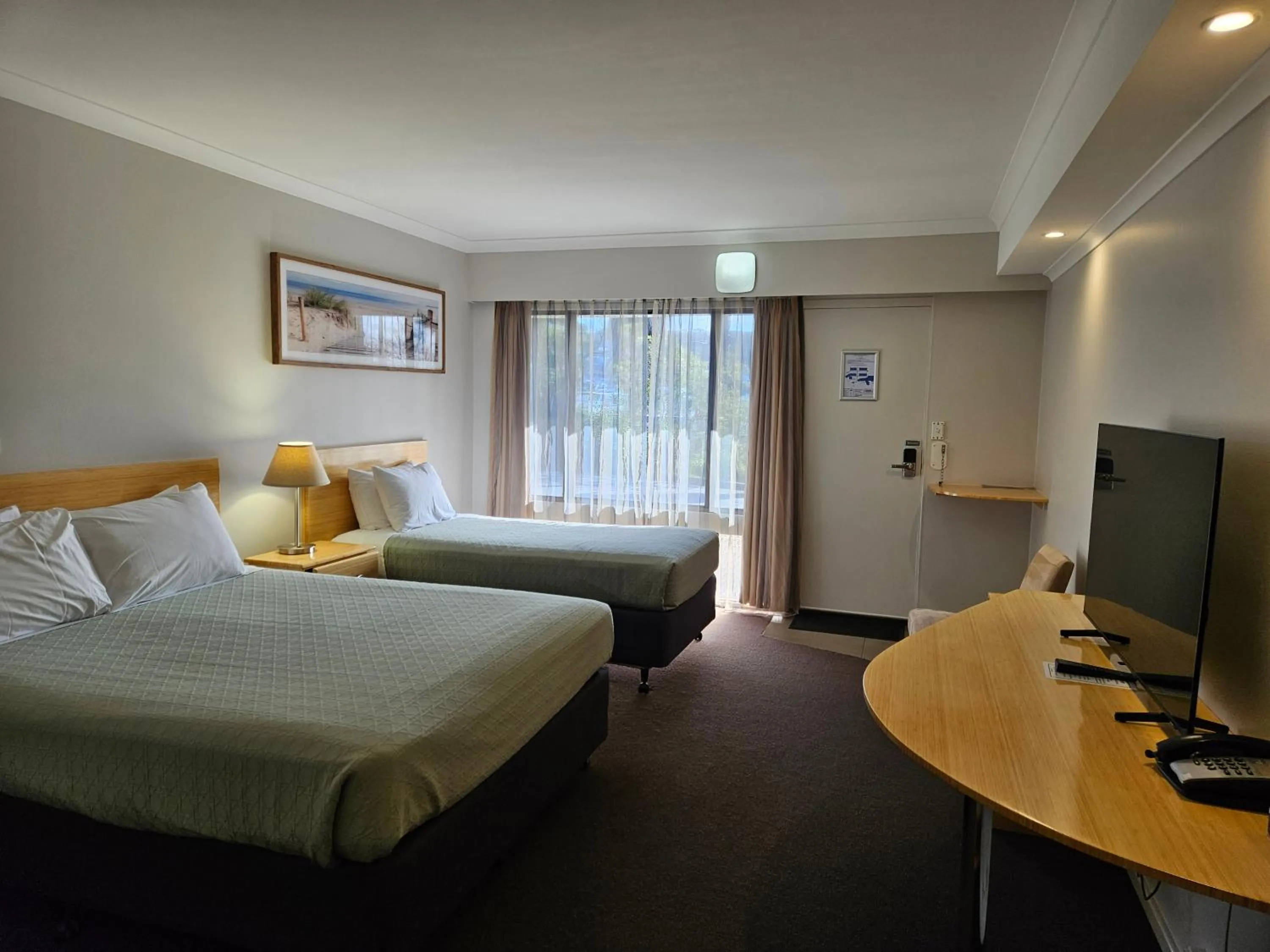 Bed in Dog Rock Motel