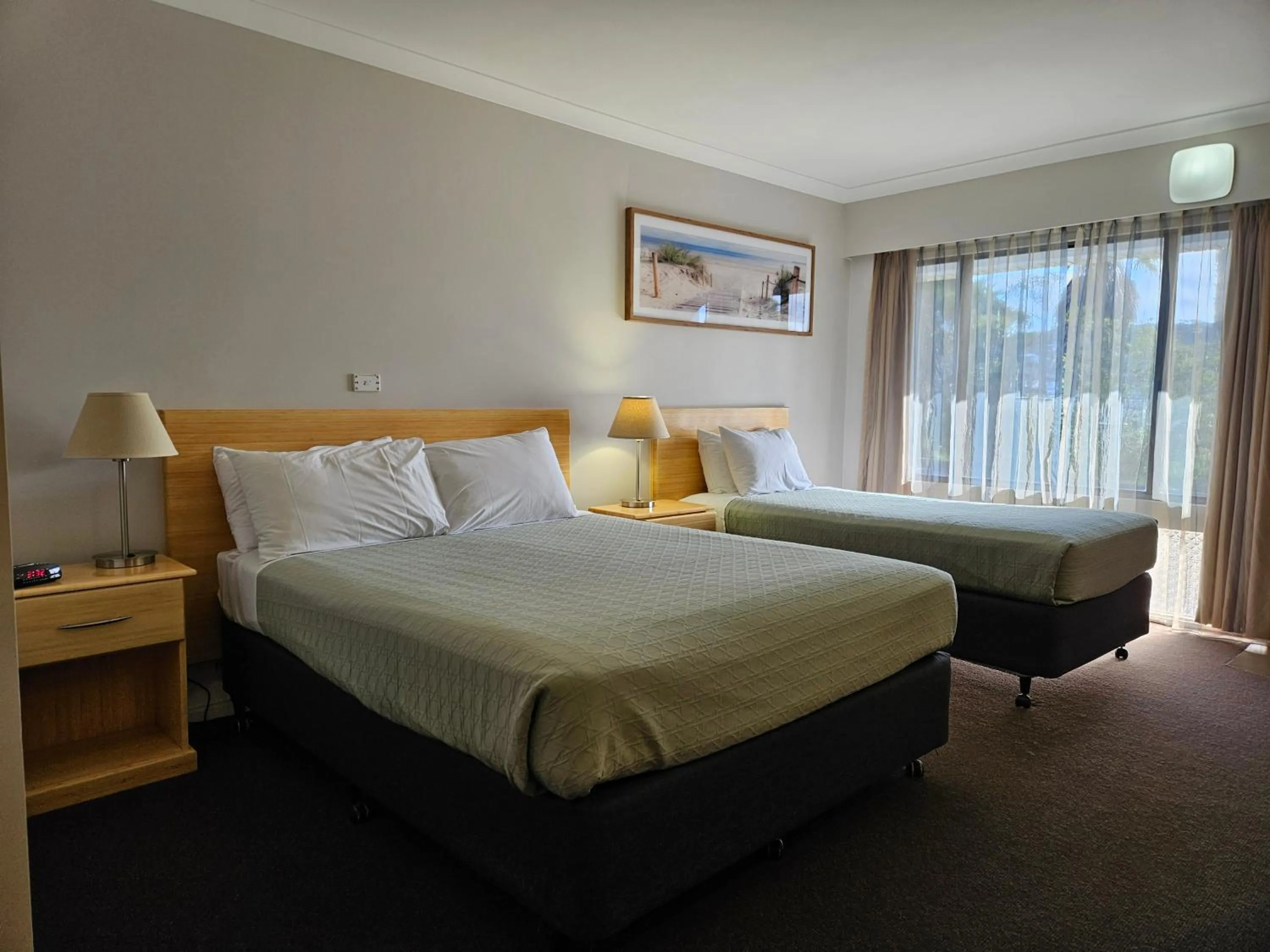 Bed in Dog Rock Motel