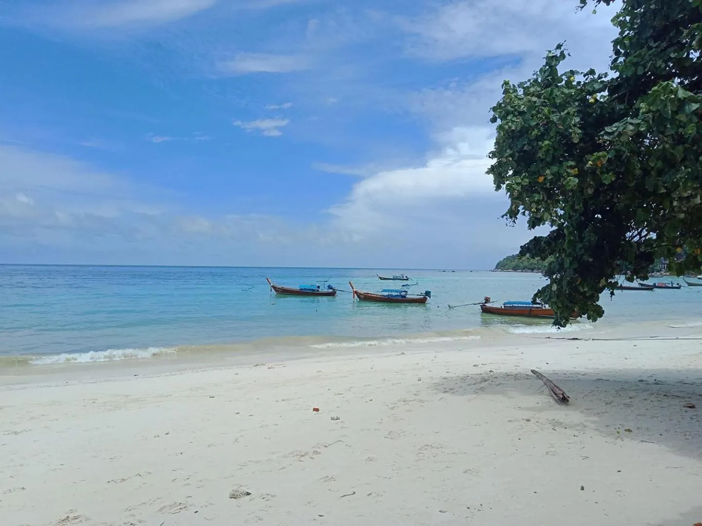 Beach in Charming Lipe Beach Resort