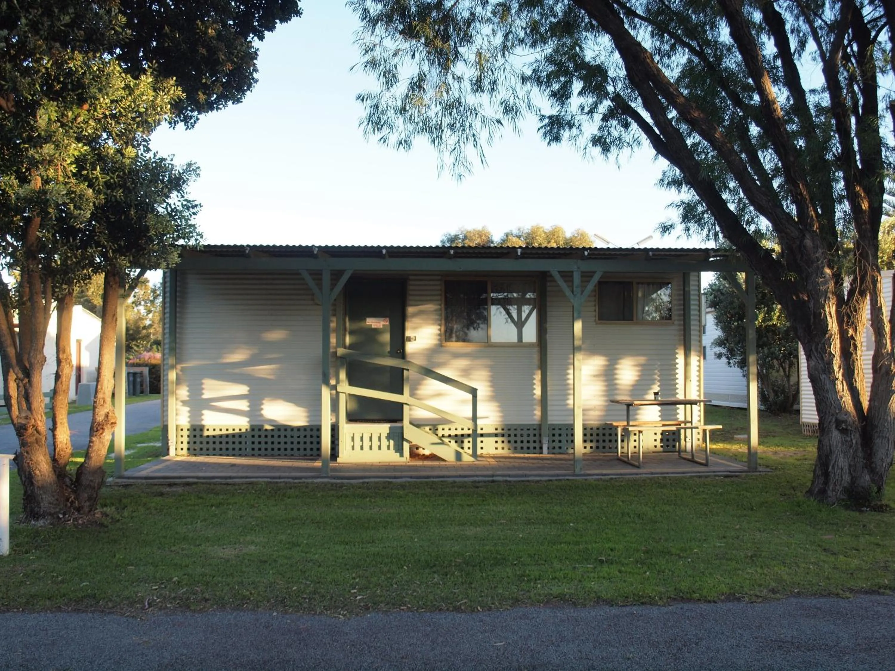 Property building in Albany Holiday Park