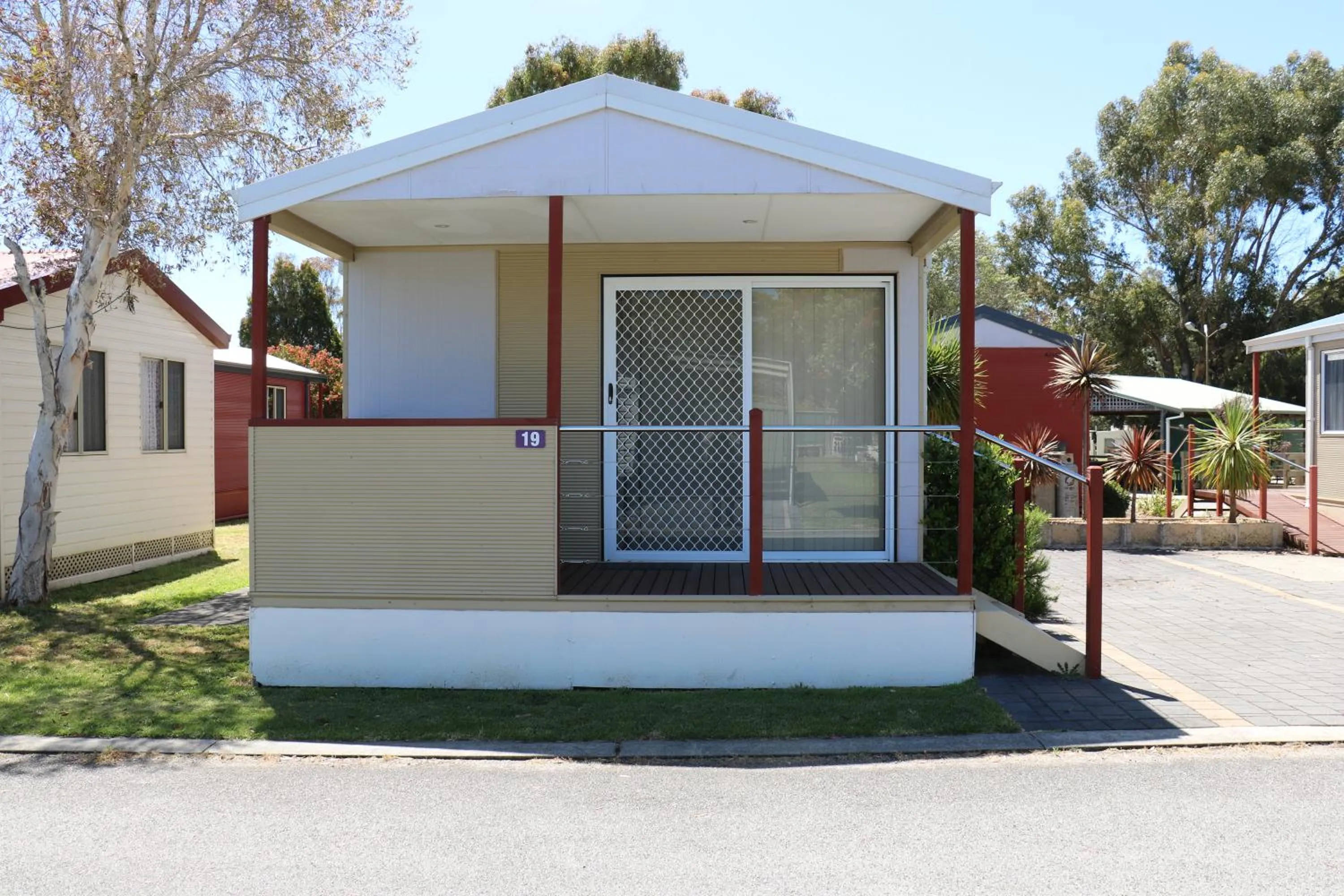 Property building in Albany Holiday Park