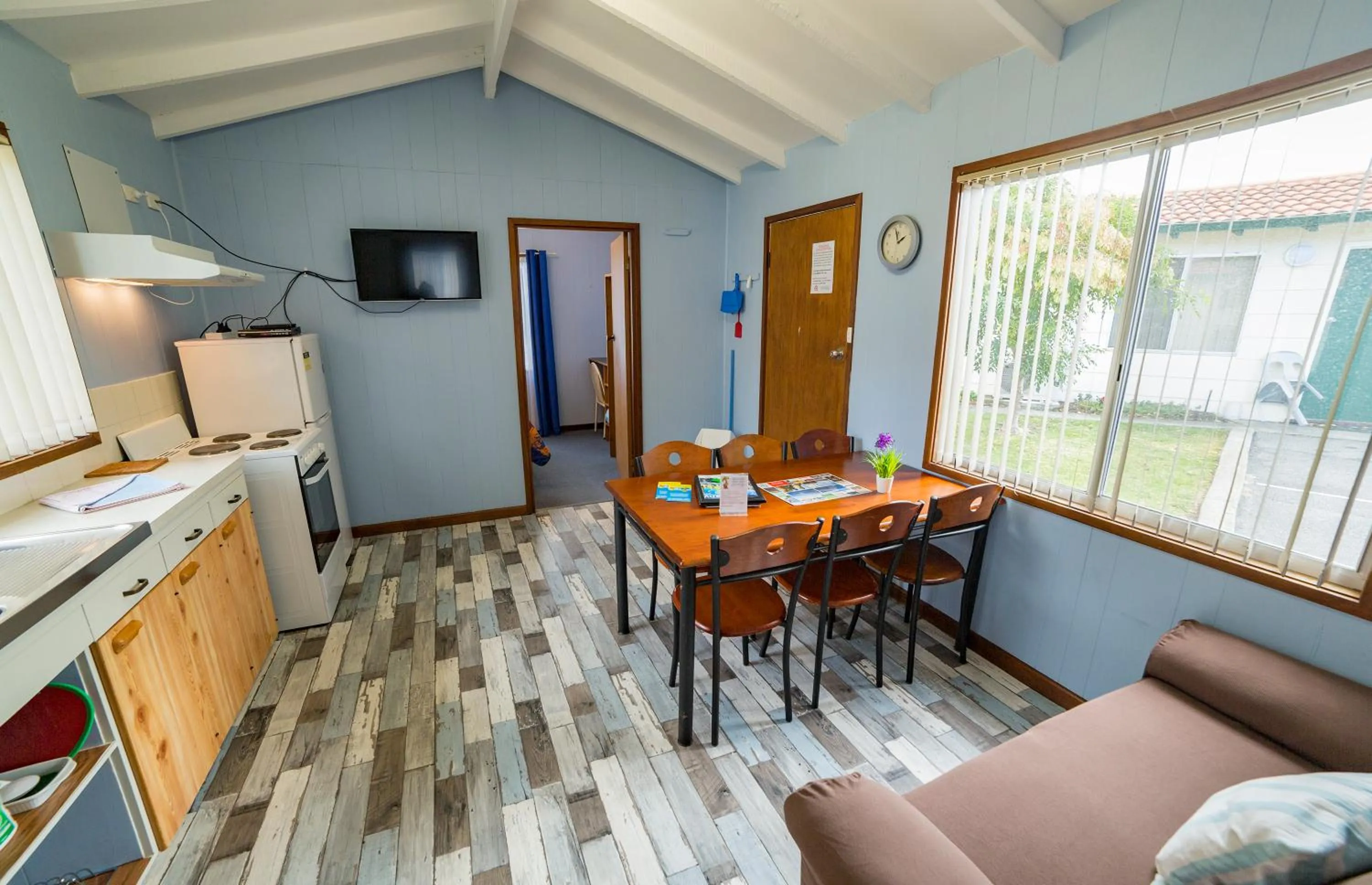 Kitchen or kitchenette in Havana Villas