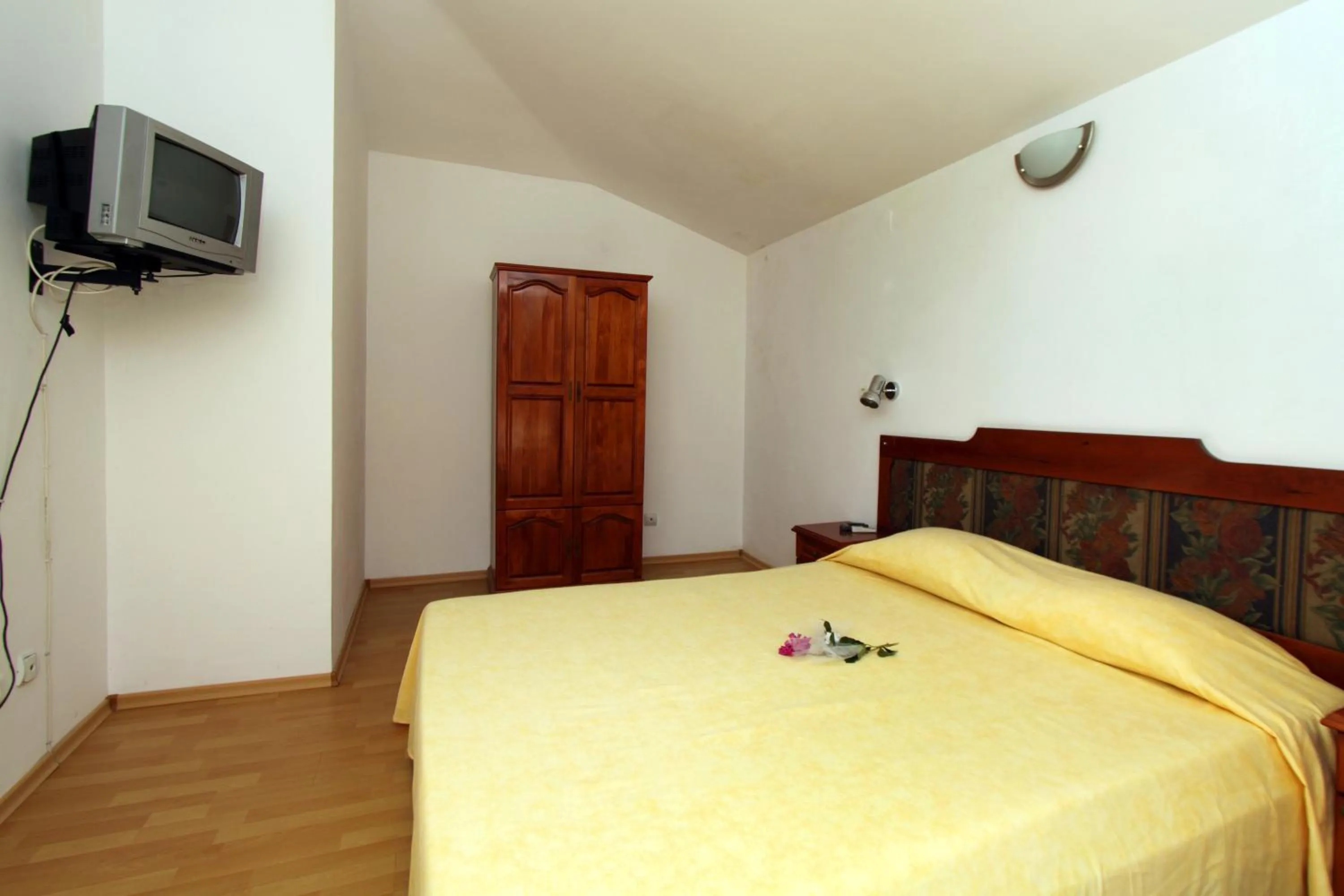 Bedroom, Bed in Family Hotel Verona