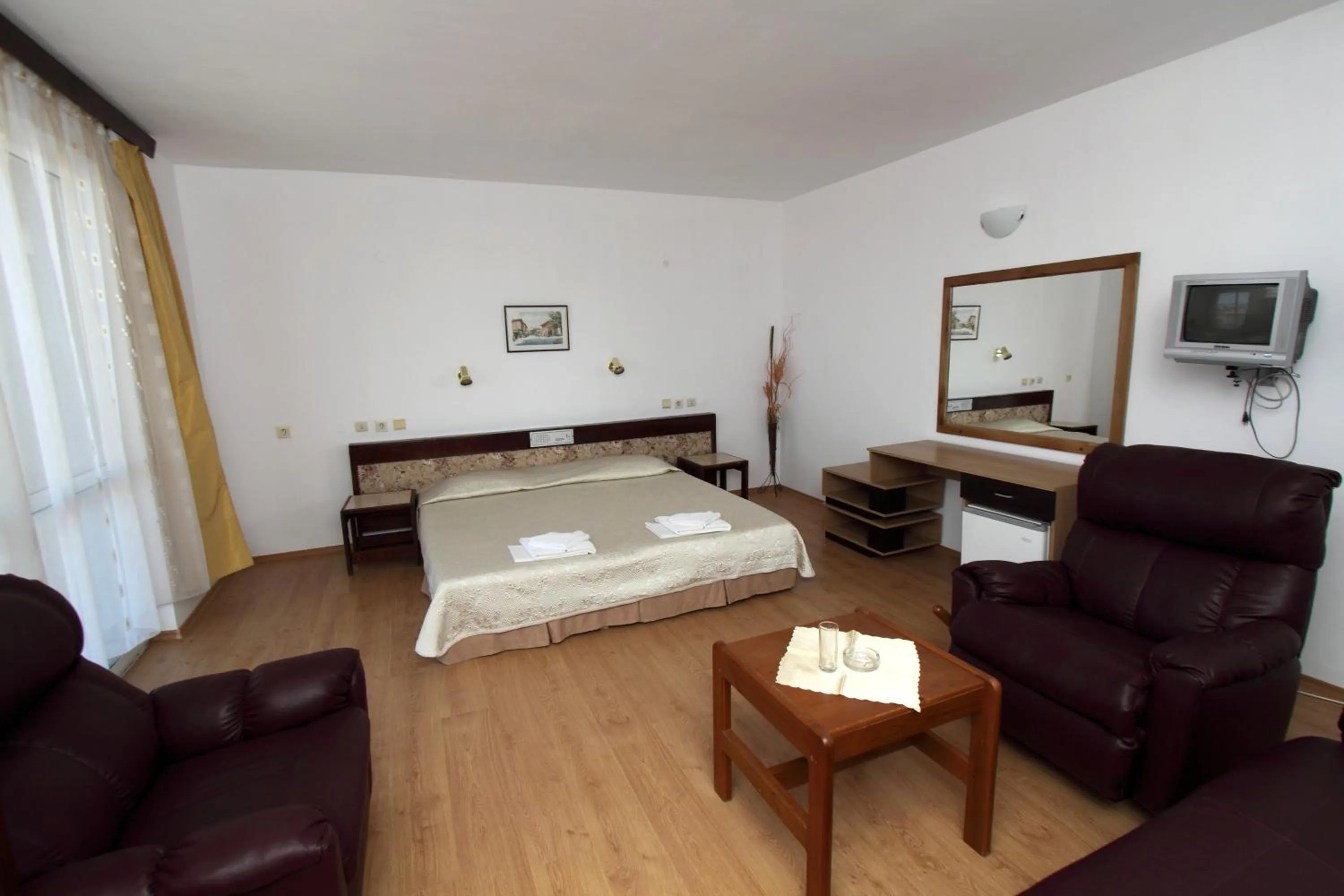 Bedroom, Bed in Family Hotel Verona