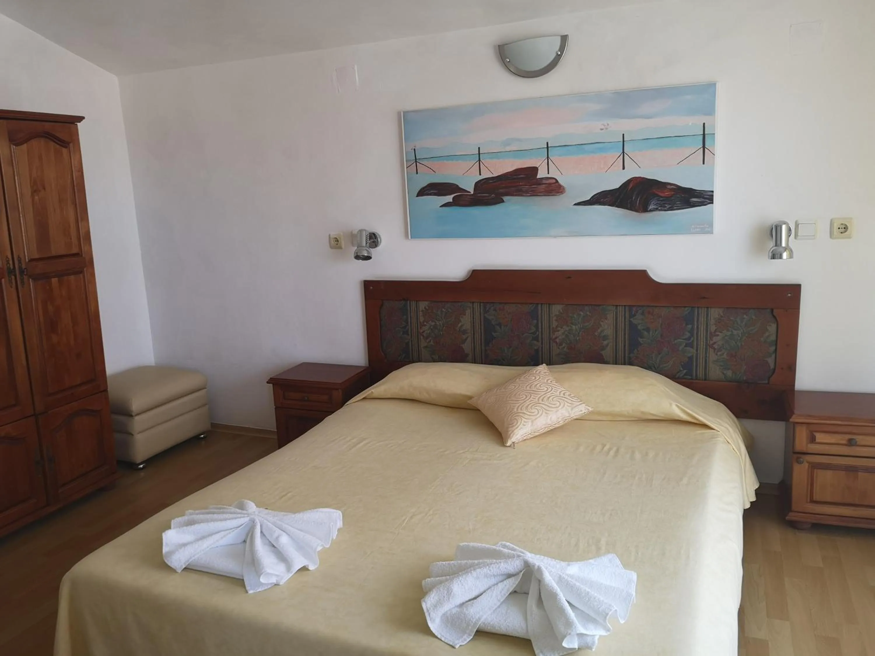 Bed in Family Hotel Verona