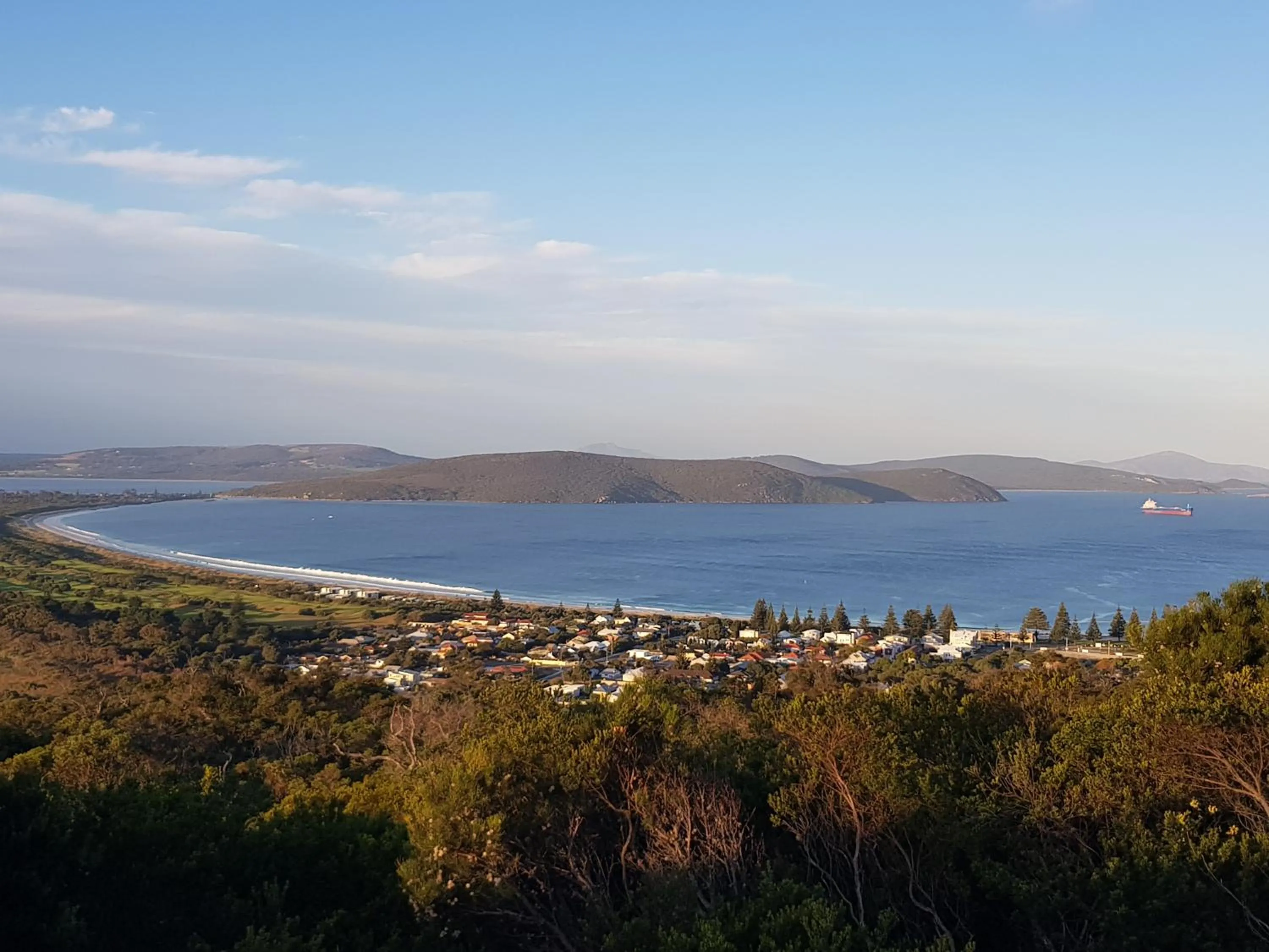 Beach in Park Avenue Holiday Units