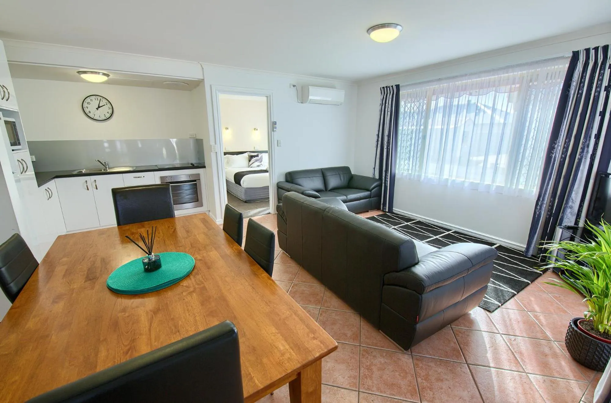 TV and multimedia in Pelicans Albany Middleton Beach