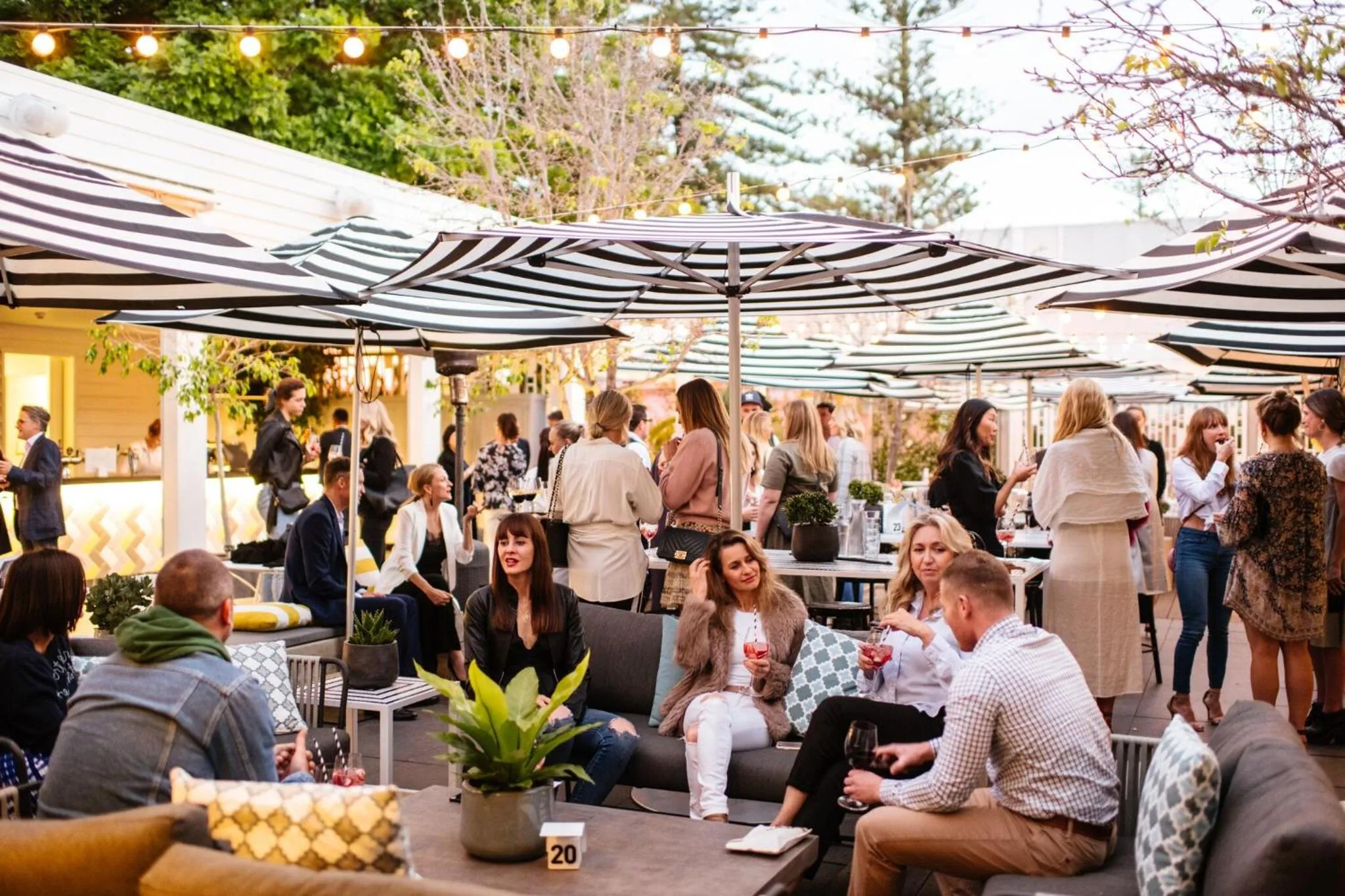 Restaurant/places to eat in Cottesloe Beach Hotel