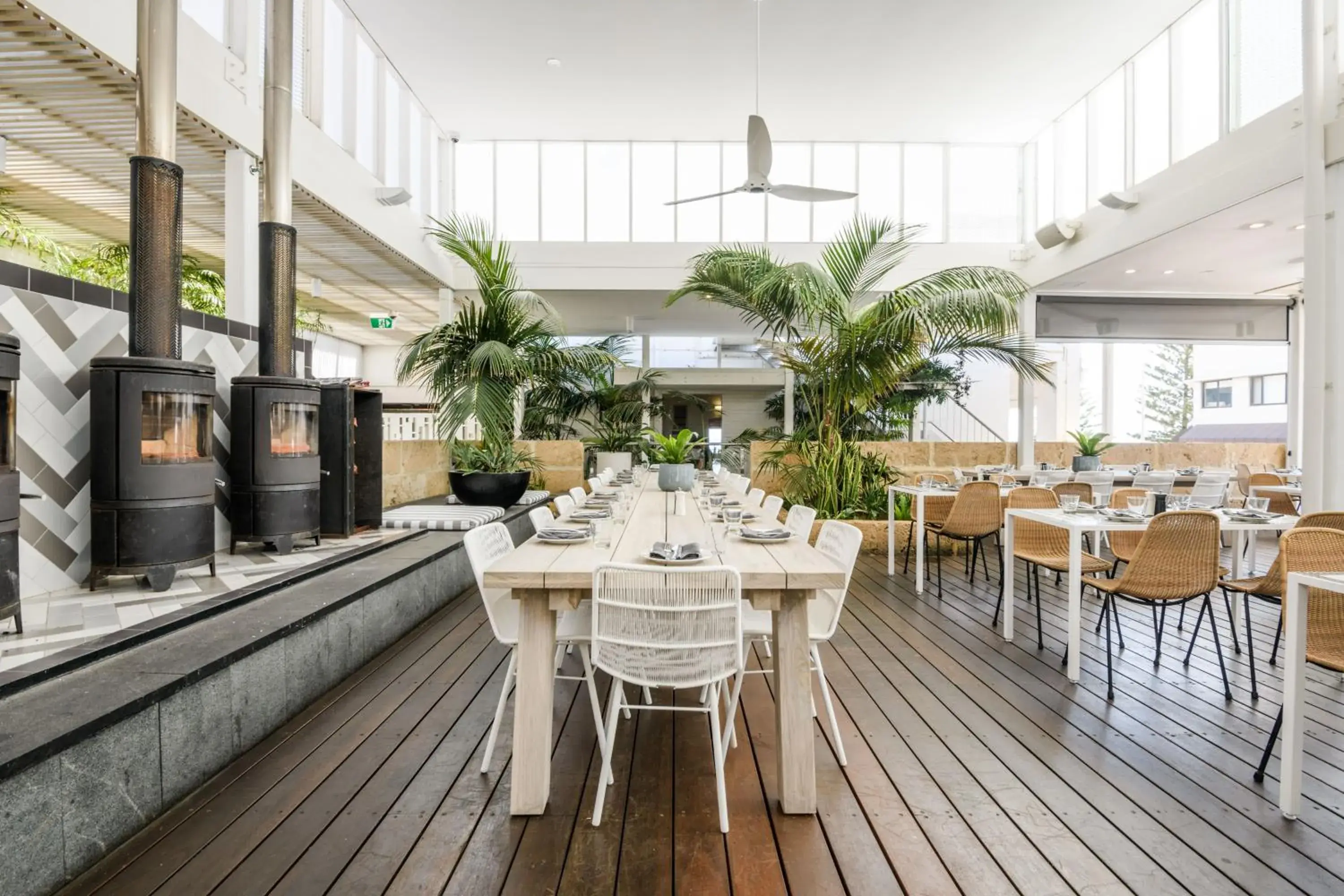 Restaurant/places to eat in Cottesloe Beach Hotel Restaurant/places to eat in Cottesloe Beach Hotel