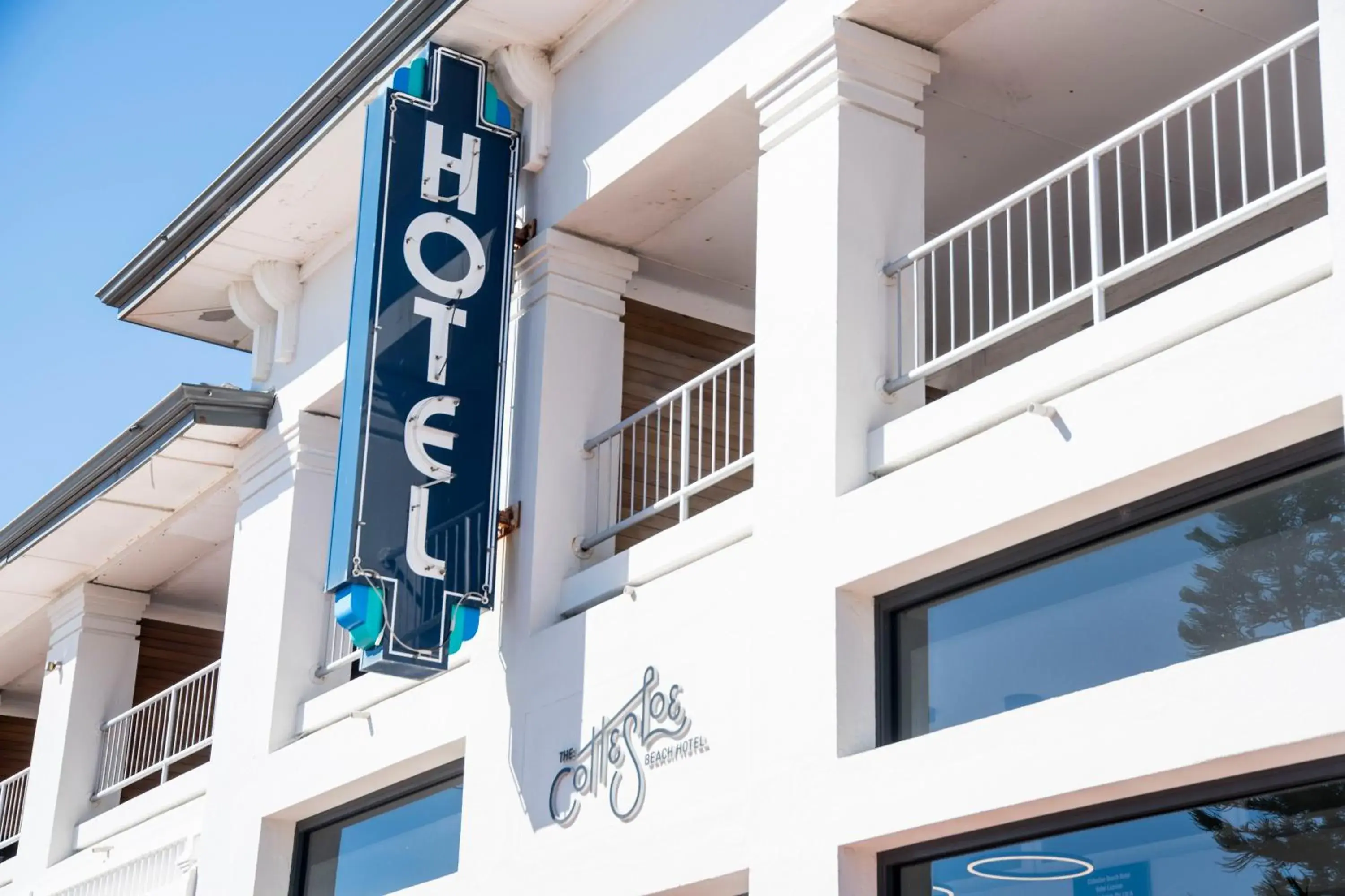 Property building in Cottesloe Beach Hotel Property building in Cottesloe Beach Hotel