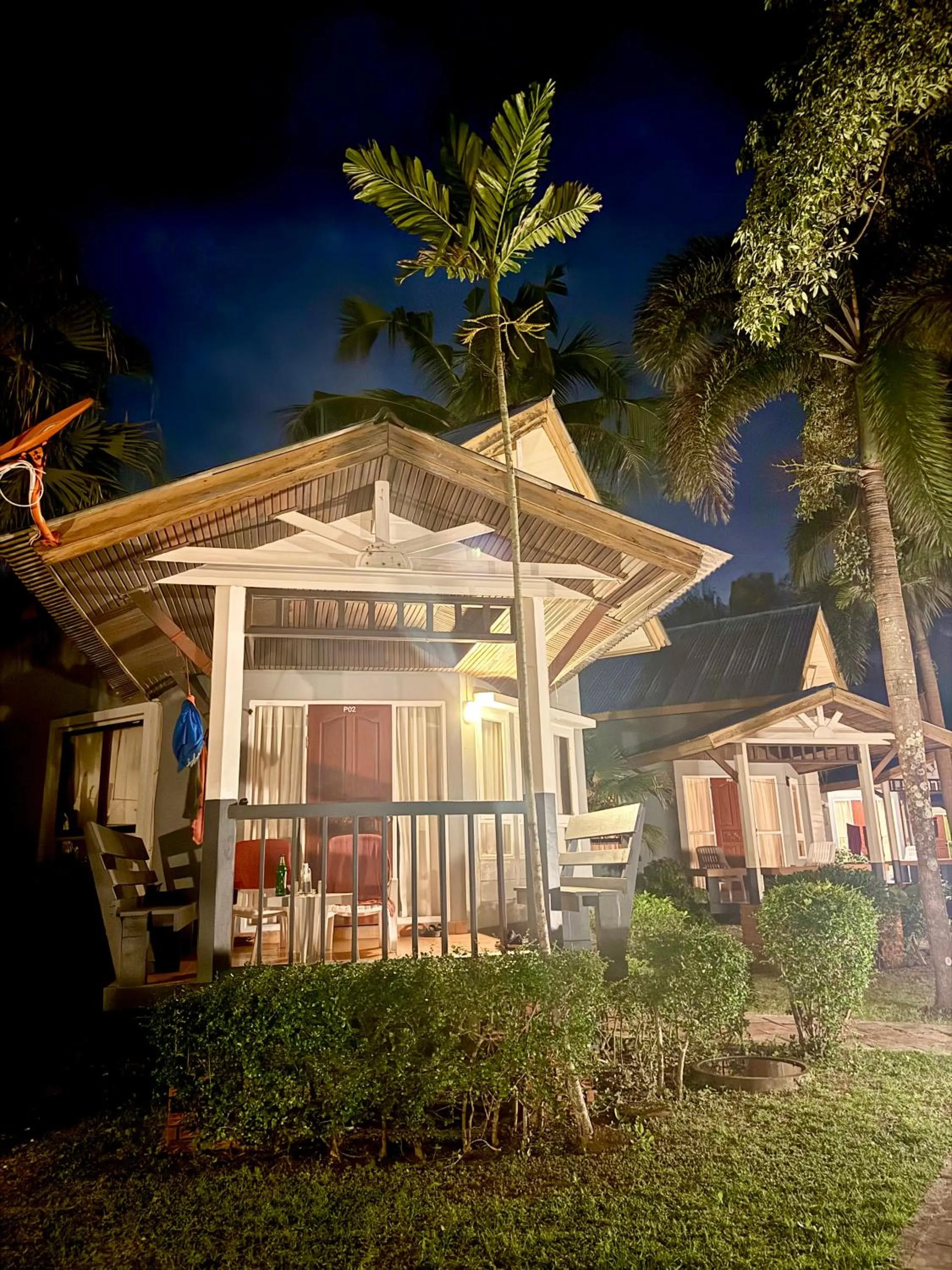 Lanta Palm Beach Resort , Beach Bungalow - Koh Lanta