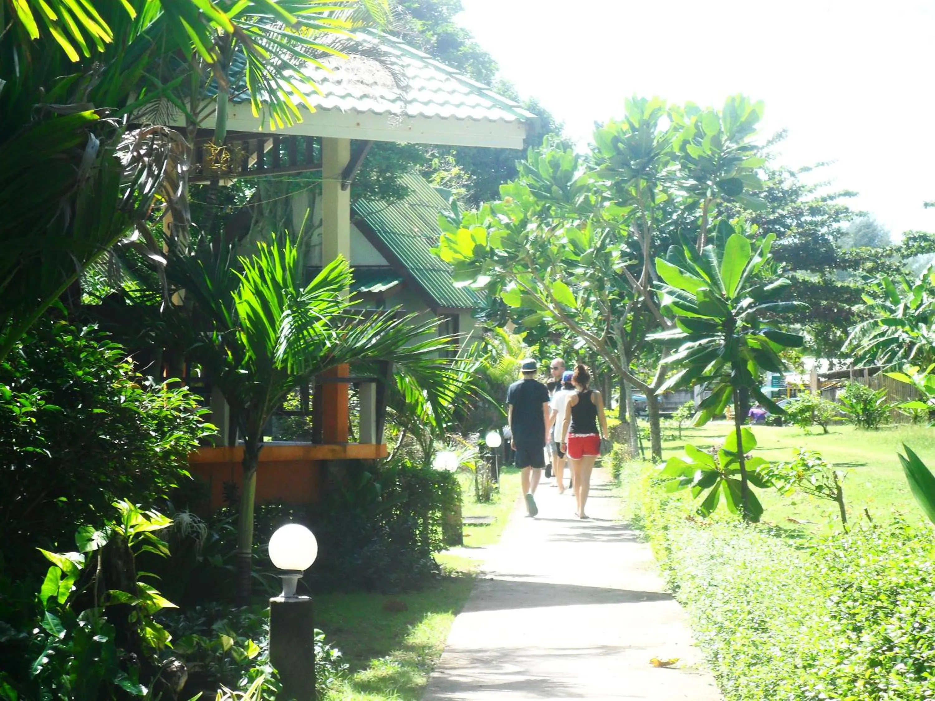 Day in Lanta Palm Beach Resort , Beach Bungalow - Koh Lanta