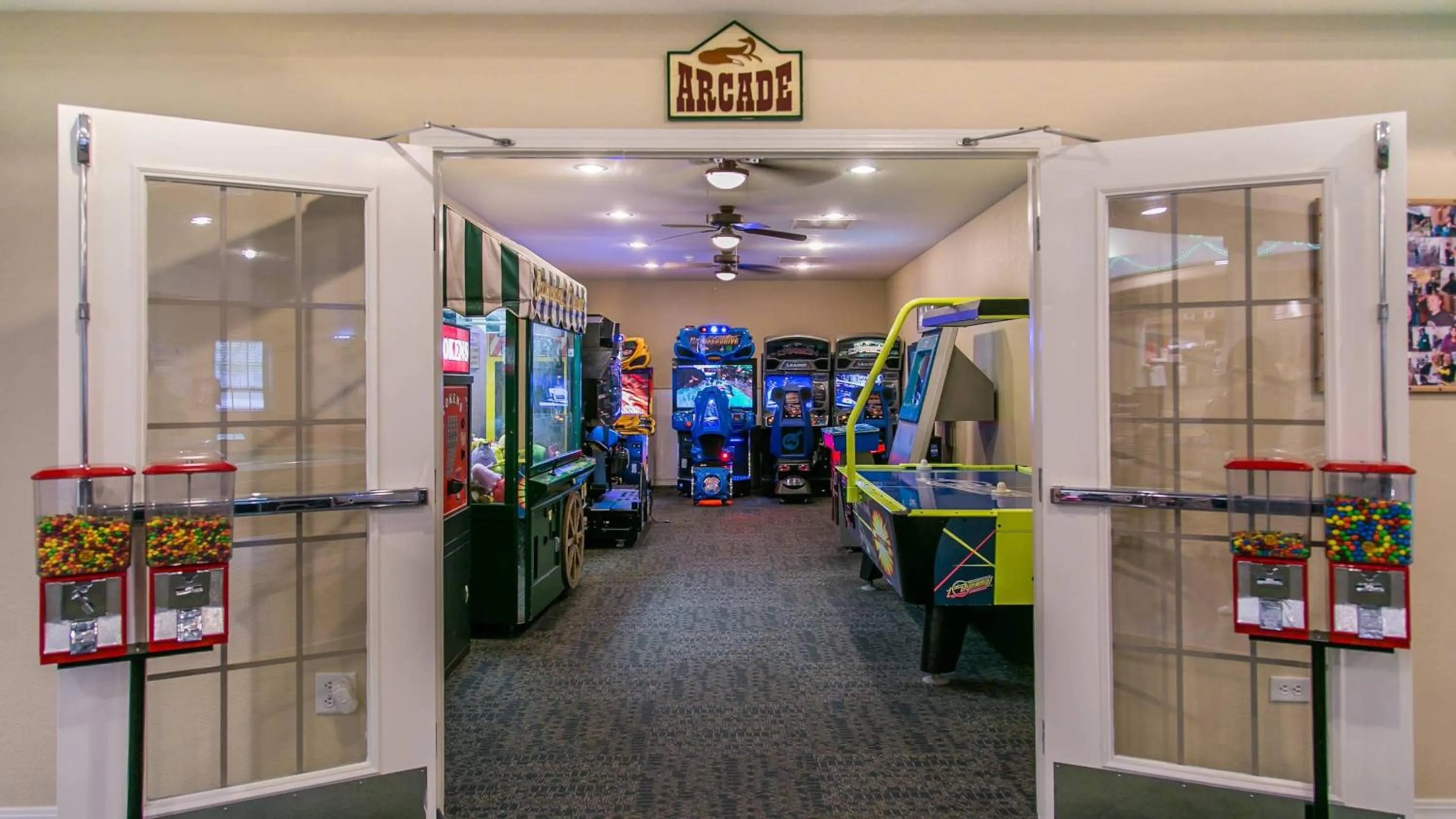 Game Room in Holiday Inn Club Vacations Fox River Resort at Sheridan