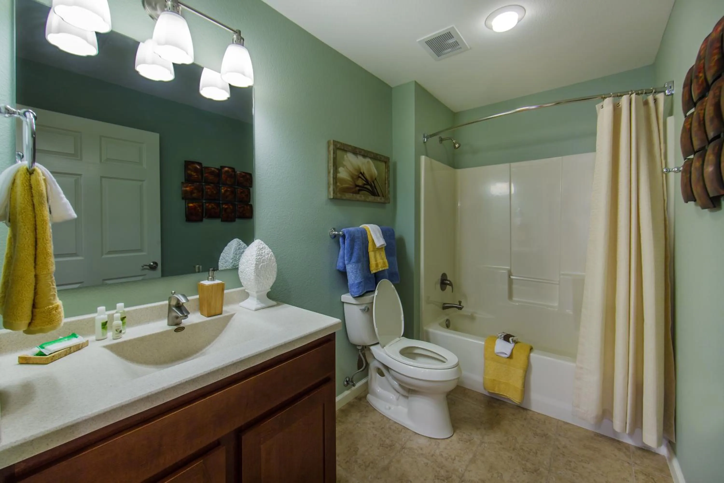 Bathroom in Holiday Inn Club Vacations Holiday Hills Resort at Branson