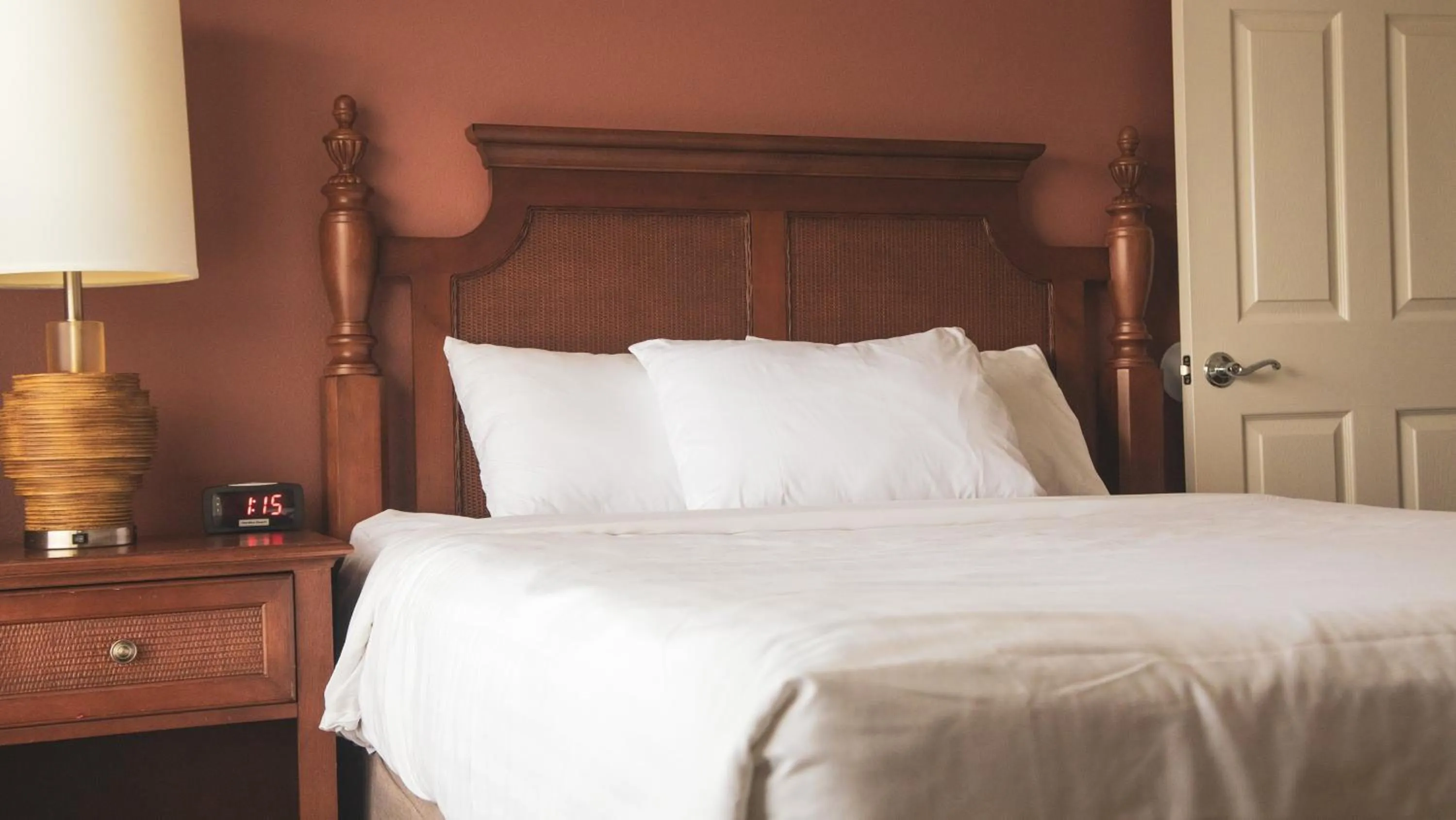 Photo of the whole room, Bed in Holiday Inn Club Vacations - Orlando Breeze Resort