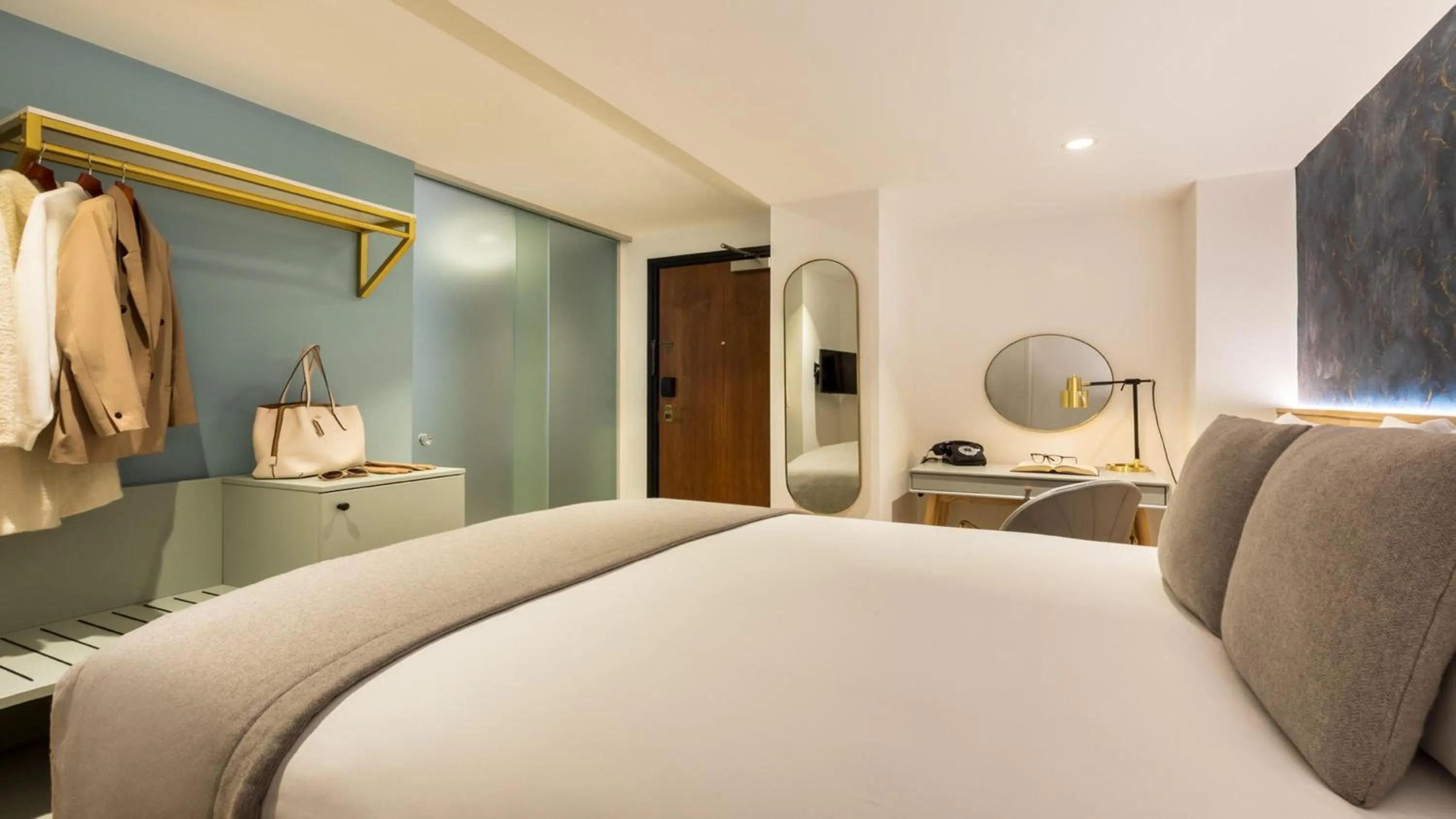 Photo of the whole room, Bed in Hotel Indigo London - 1 Leicester Square by IHG