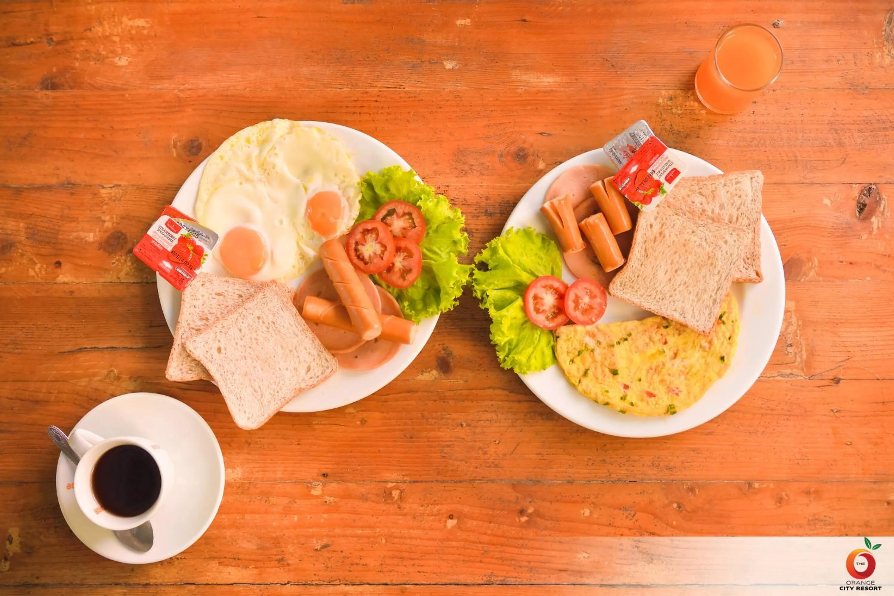 Breakfast in The Orange City Resort