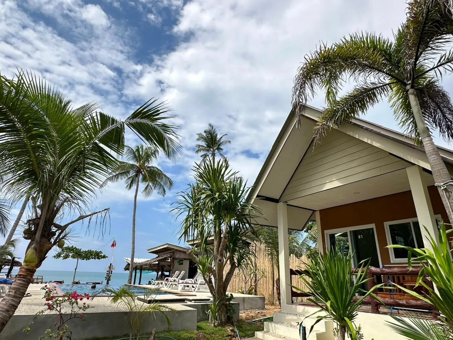 Sea Shell Beach Resort