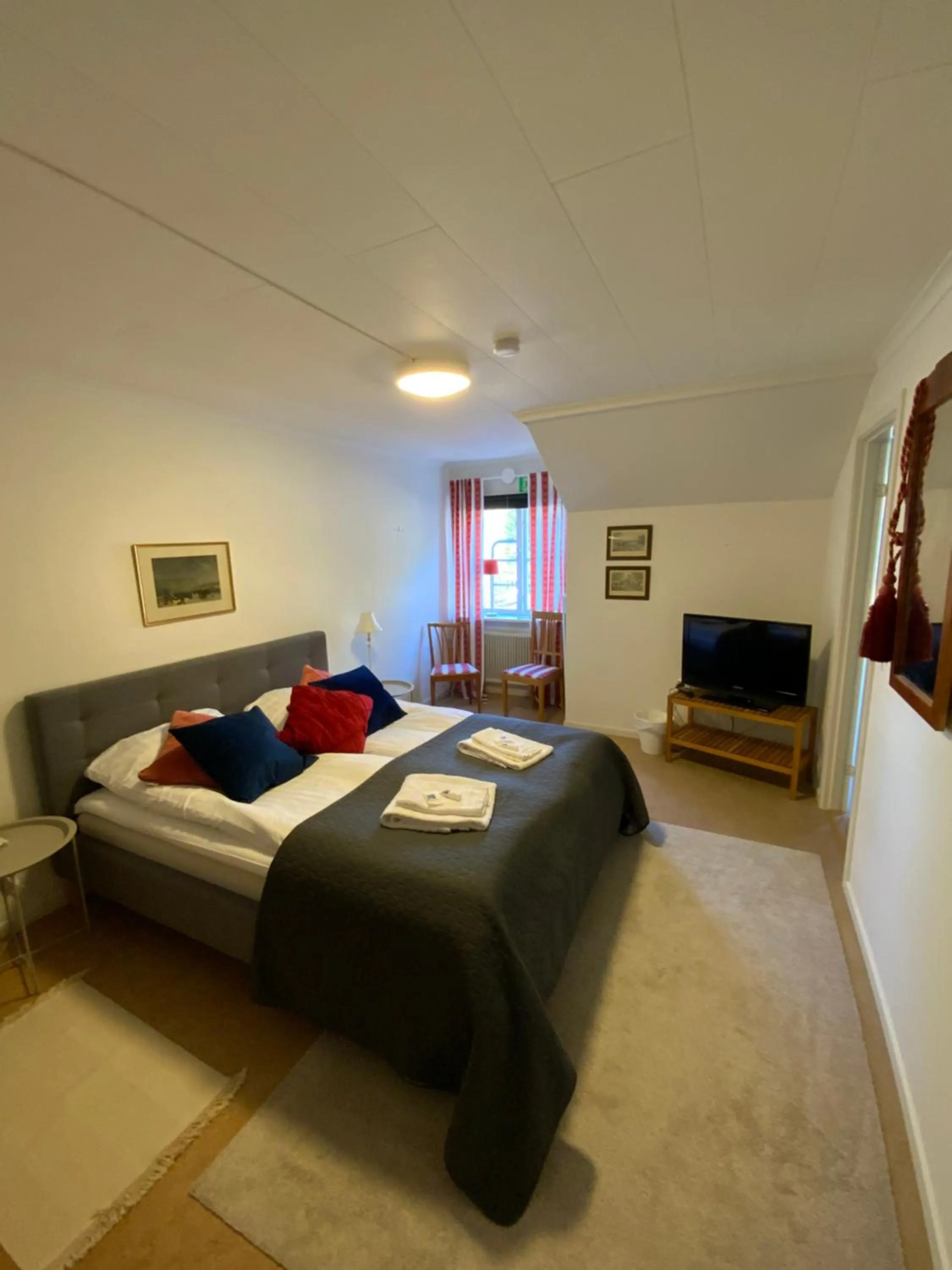 Photo of the whole room, Bed in Snöå Bruk Hotell och konferens