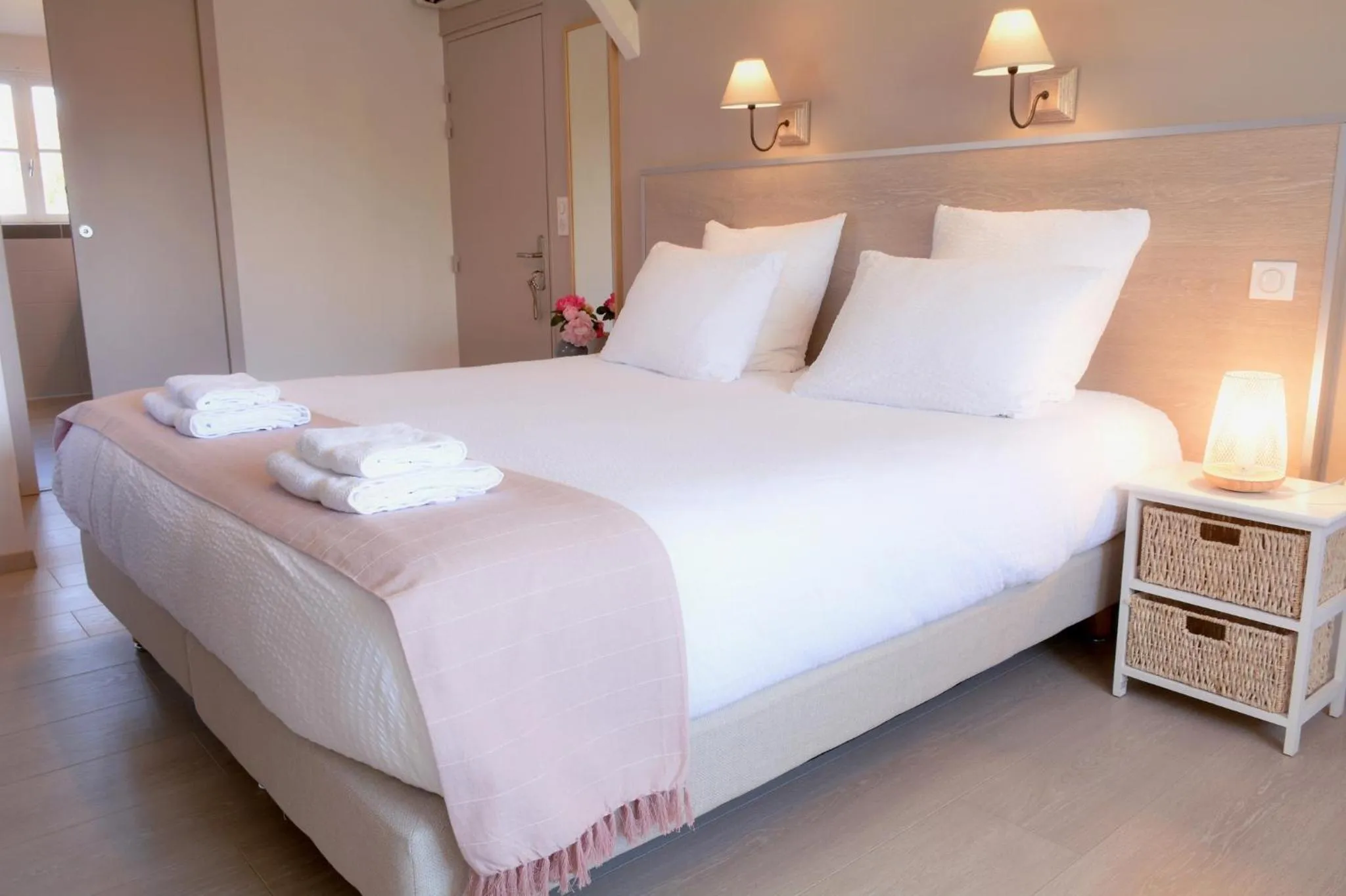 Bedroom, Bed in Villa Glen-Tara