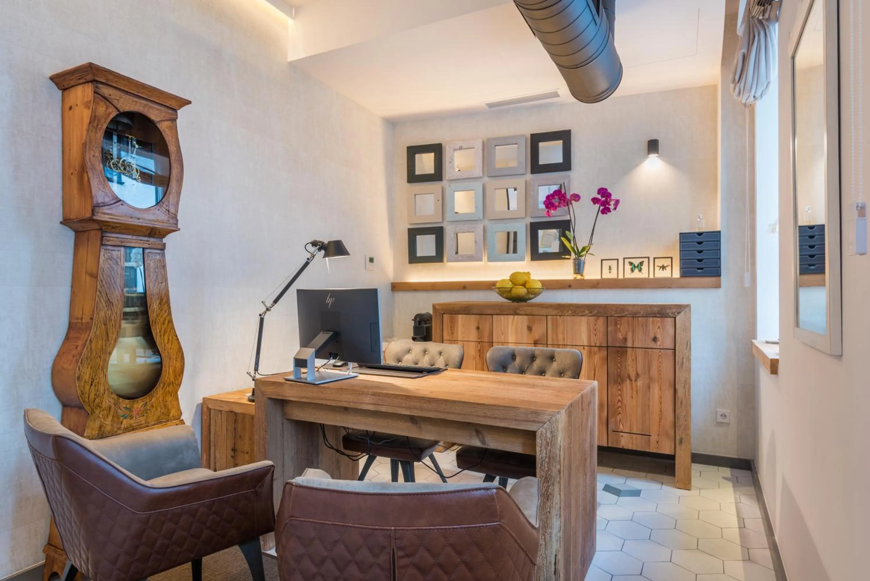 Lobby or reception in Boutique Hotel Sant Roc & Spa