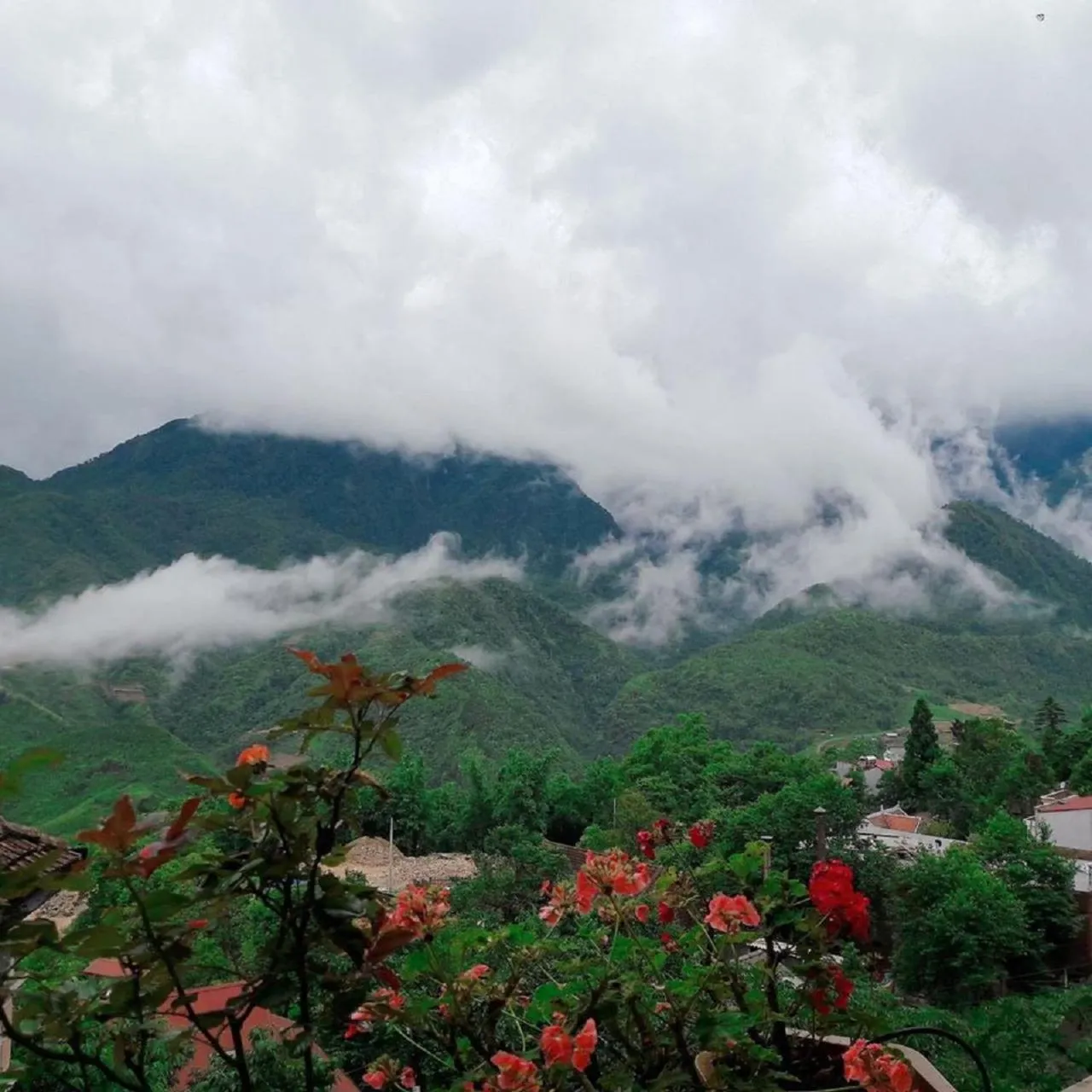 Mountain view in Chau Long Sapa 2 Hotel