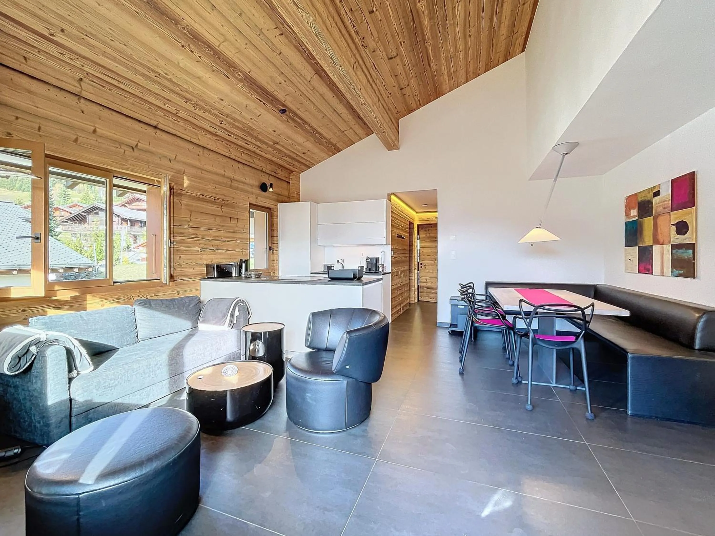 Kitchen or kitchenette in Crescendo 208