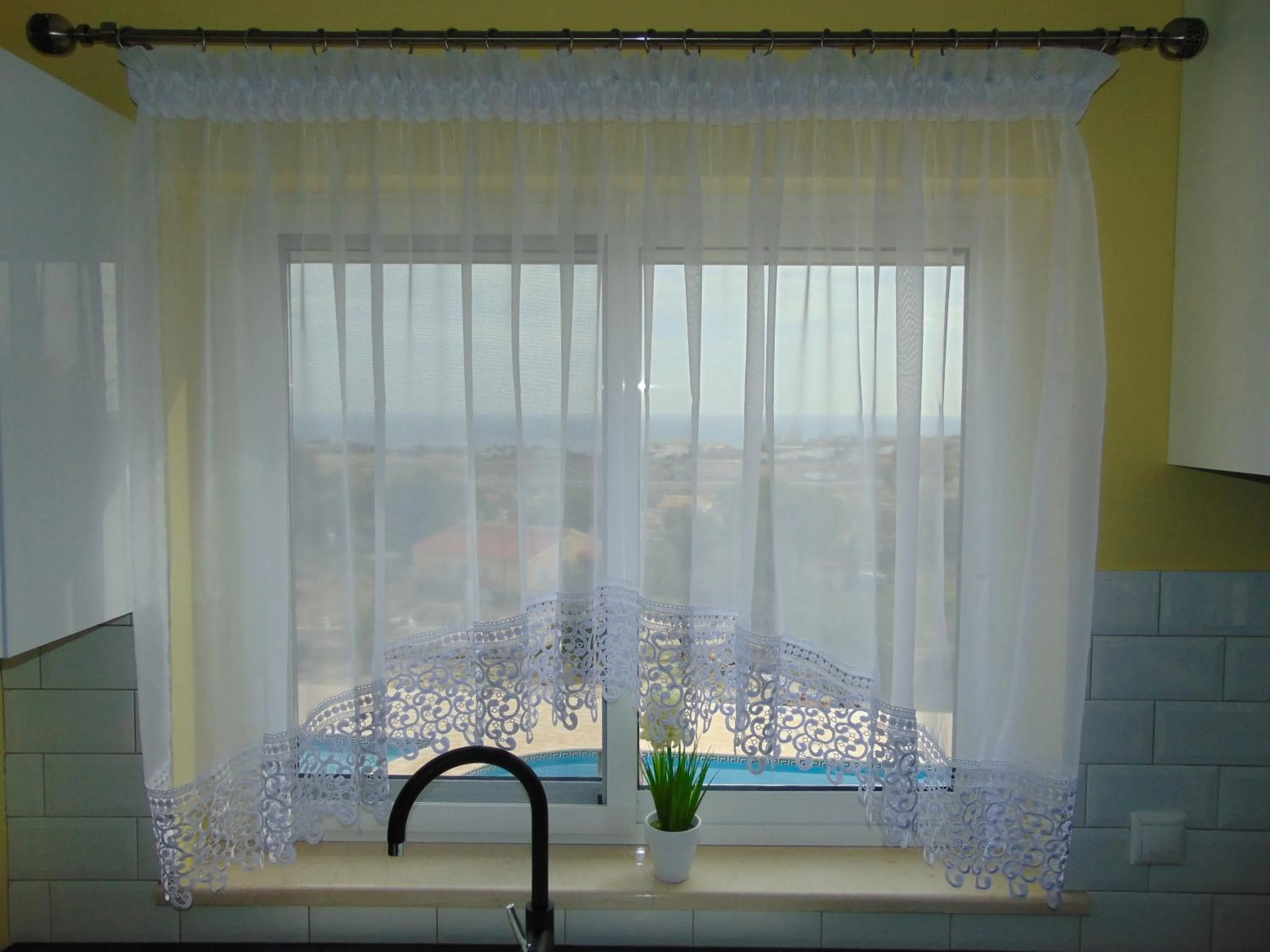 Kitchen or kitchenette in Villa Altavista El Campello, Alicante